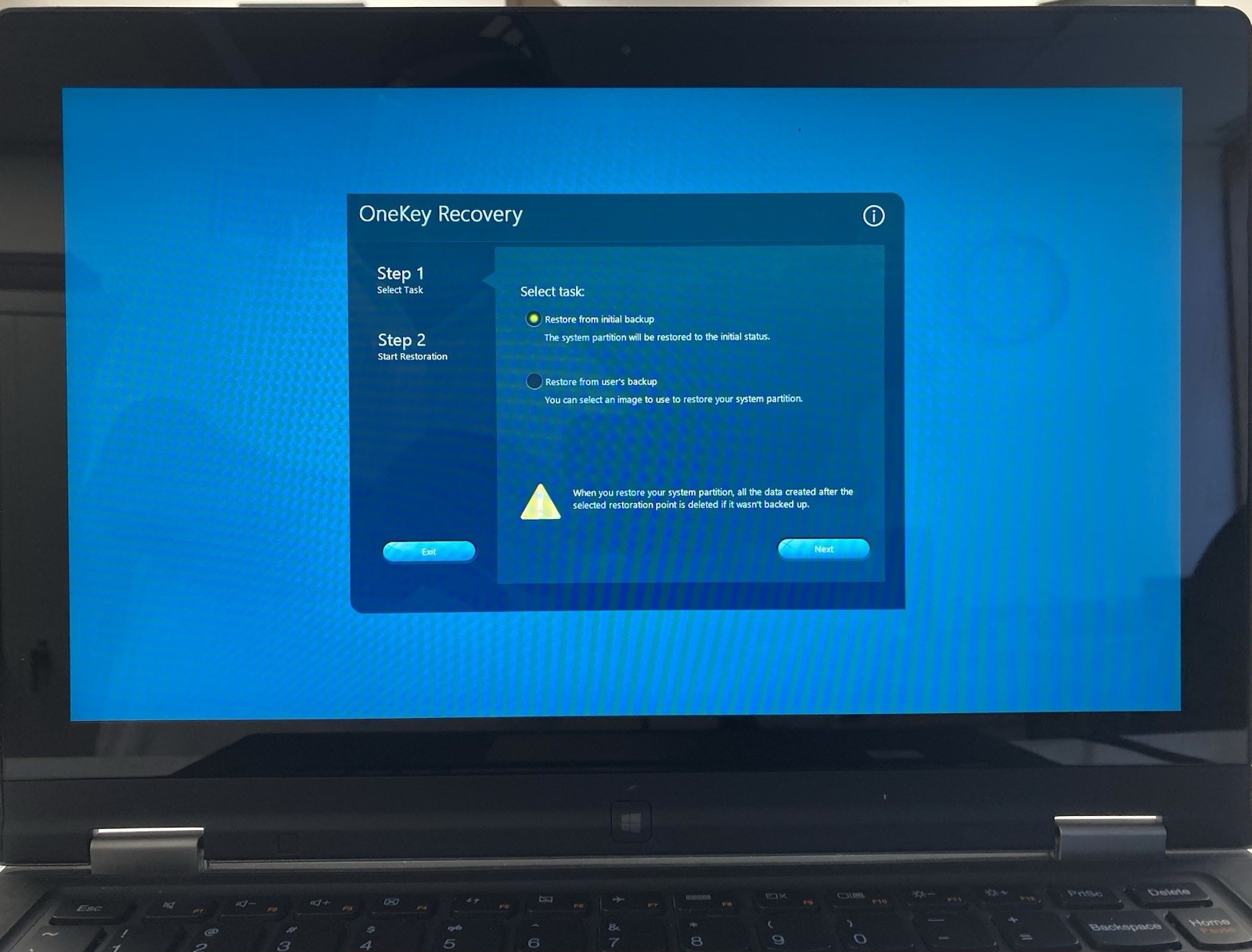 Lenovo IdeaPad Yoga 13 20175, 2-in-1 Laptop/Tablet /Vintage Retro Windows 8/SSD