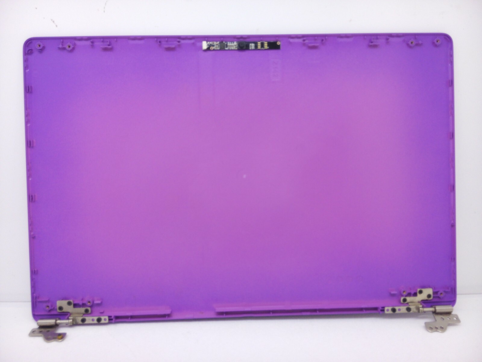 Ematic EWT147PR 14.1″ Purple Laptop LCD Back Top Cover + Hinges & Webcam 147
