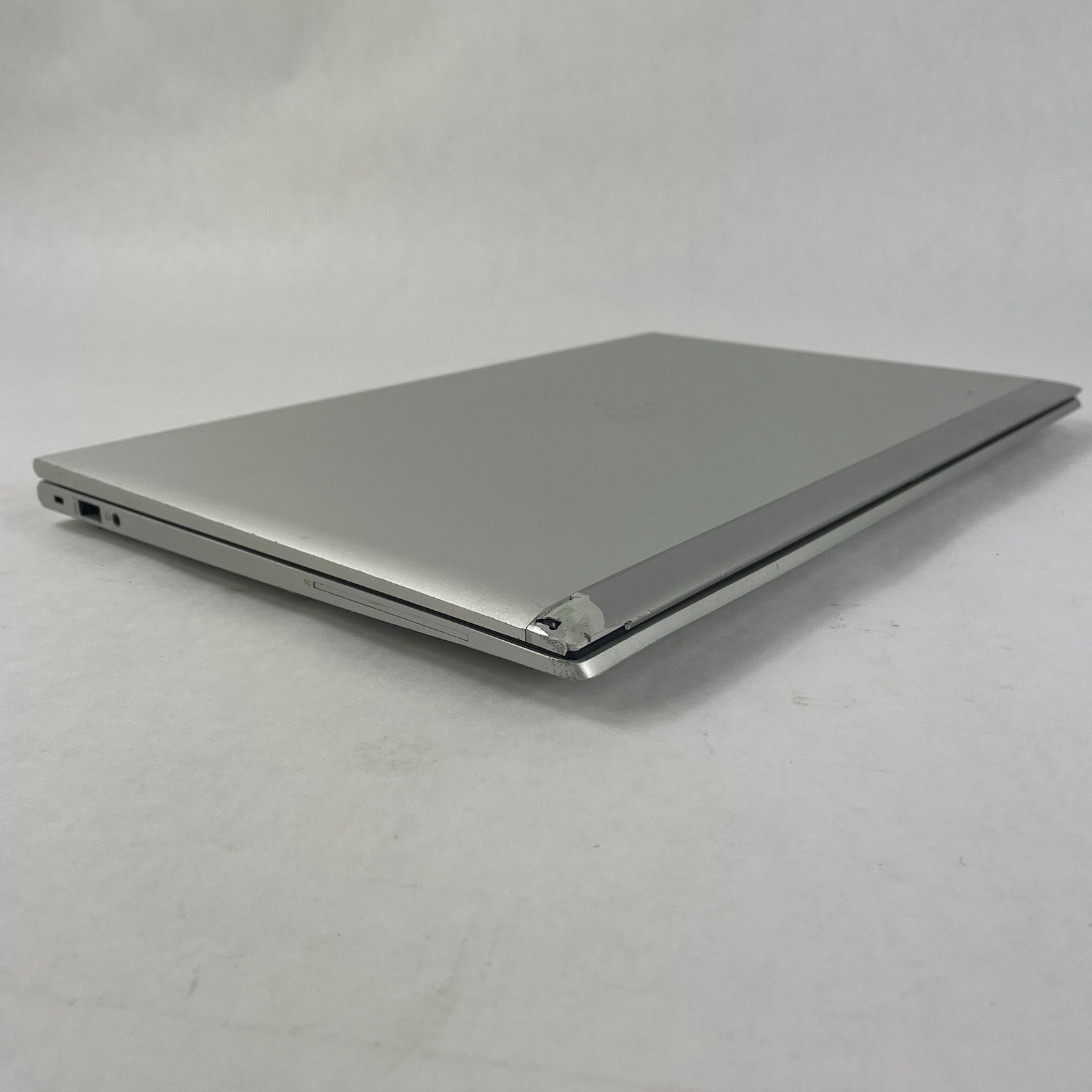 HP EliteBook 850 G7 15.6″ i5-10210U 1.60 GHz 8 GB RAM No SSD No OS – Bad Bezel