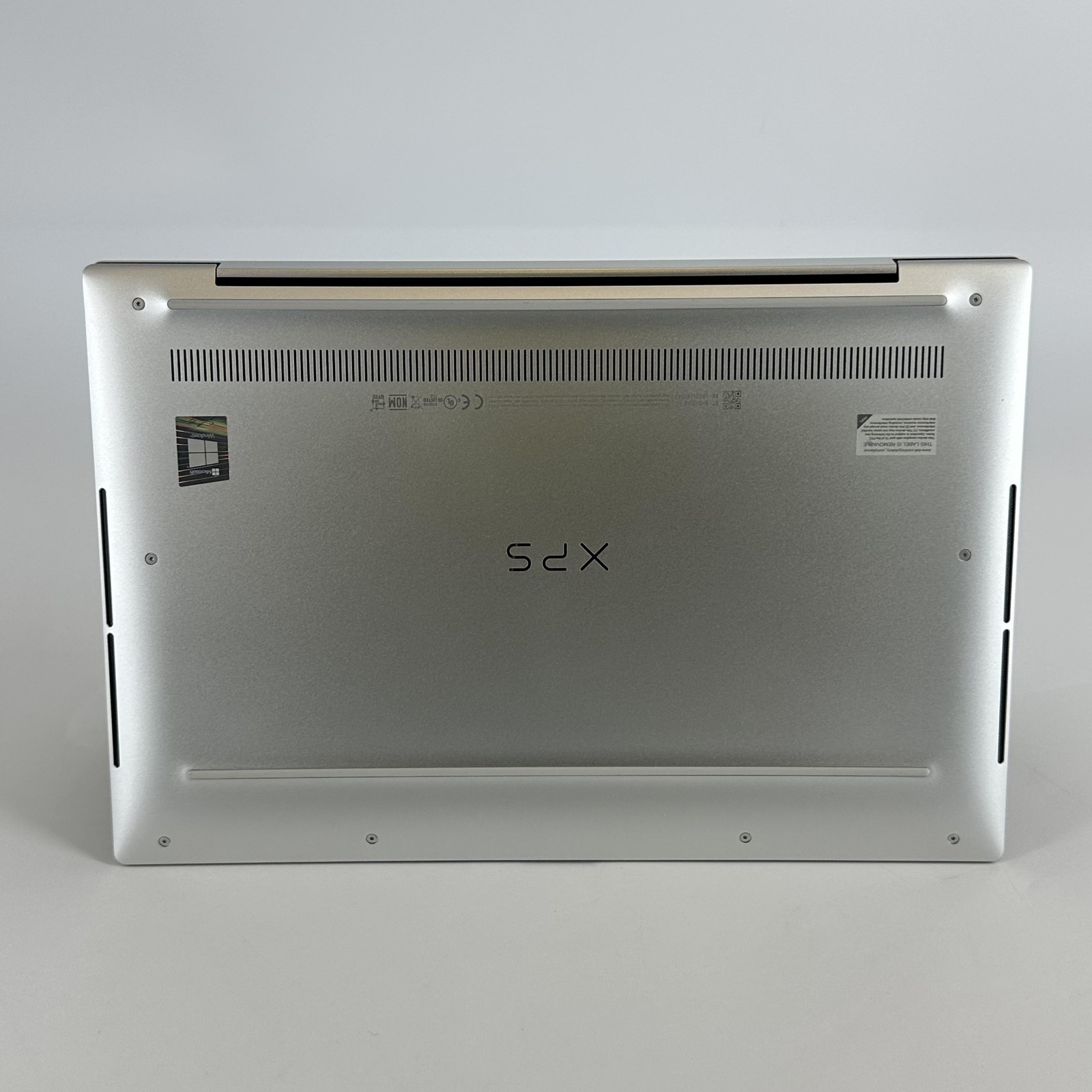 Dell XPS 13 9310 Silver UHD+ TOUCH i7-1195G7 2.90GHz 32GB 512GB SSD – White Spot
