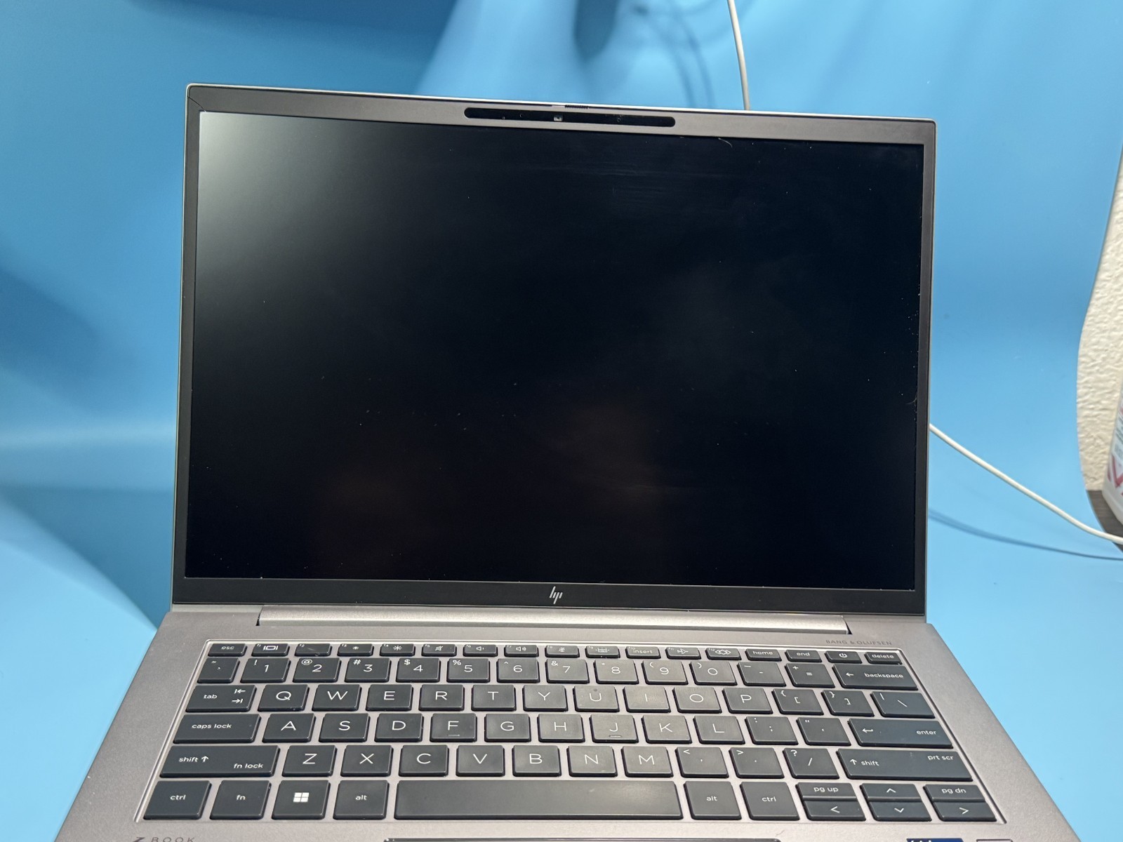 *READ* HP ZBook Firefly 14 G10 14″ WUXGA Intel i5-1350P NO RAM NO SSD