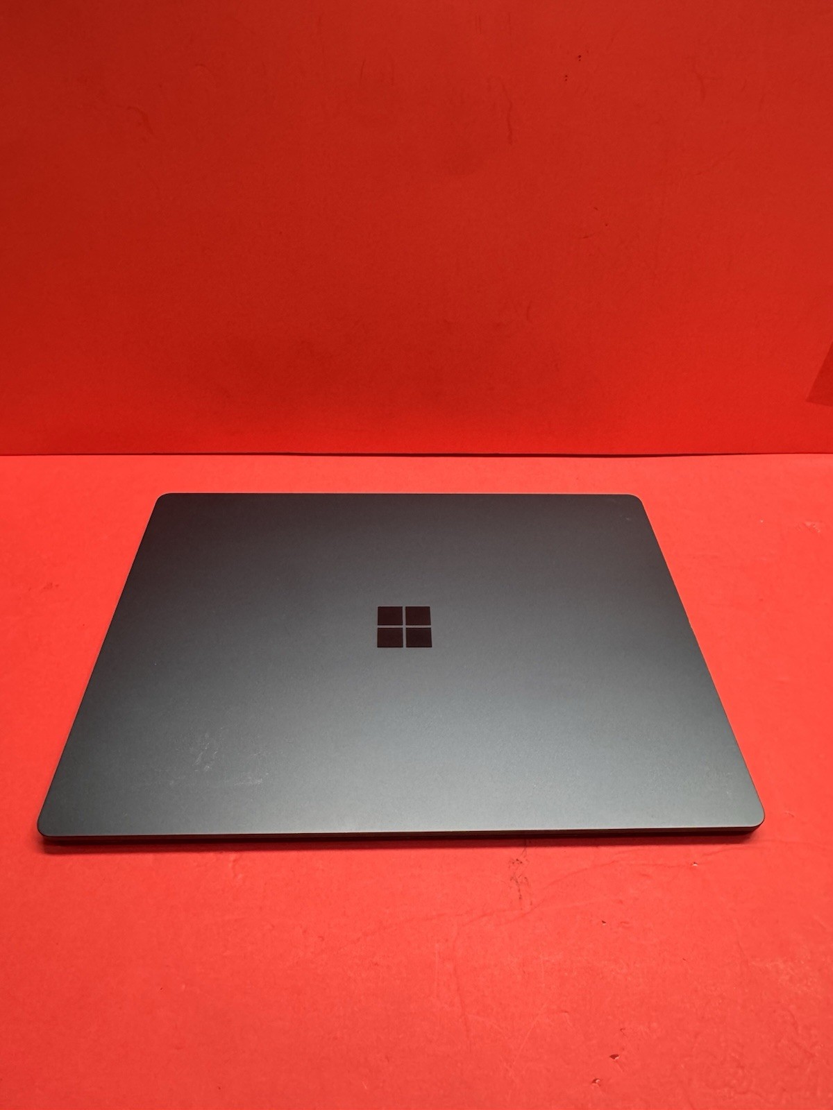 Microsoft Surface Laptop 3 13.5” i7 10th Gen 1.3 GHz-16GB 512GB Windows 11pro