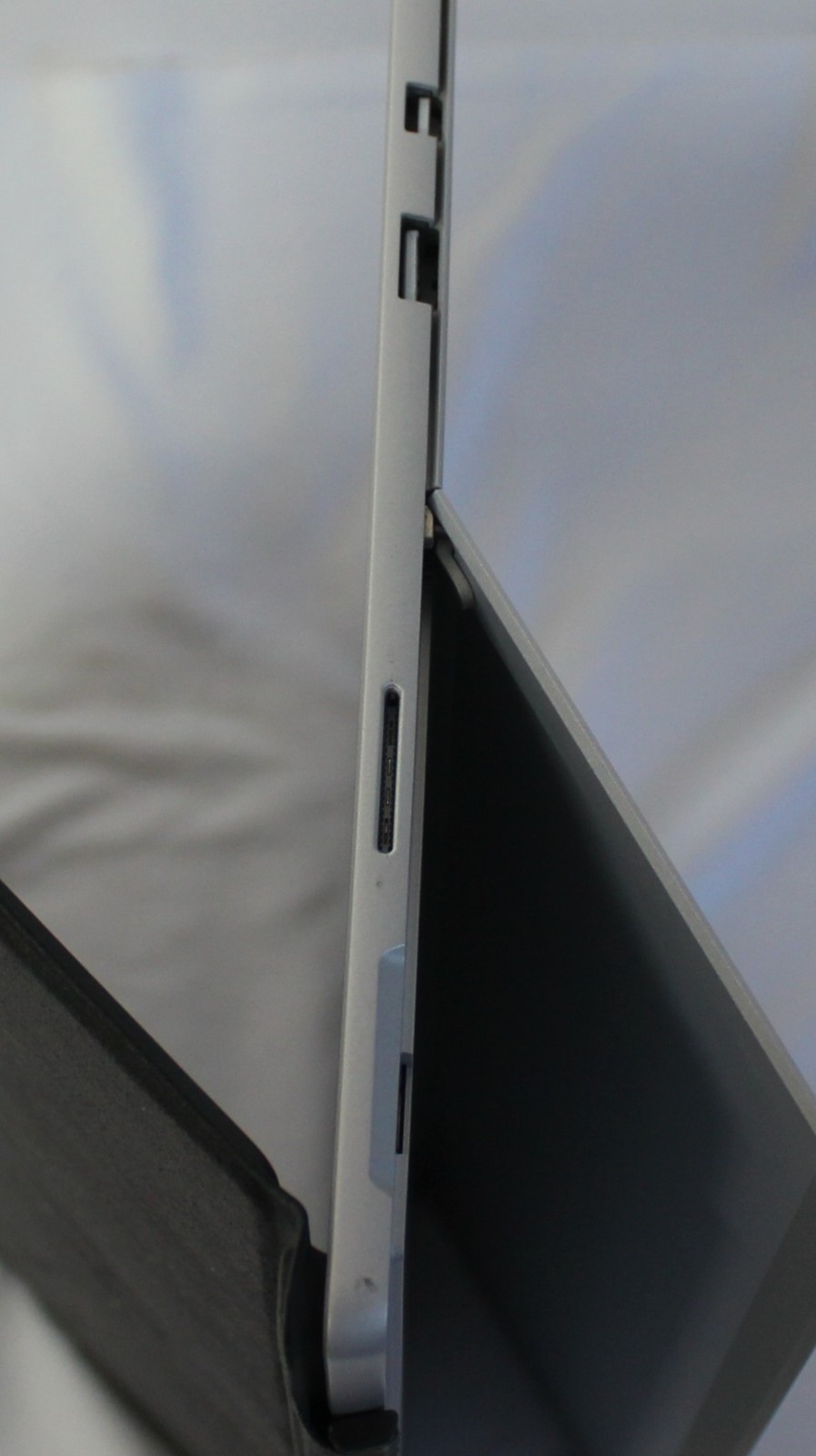 Microsoft Surface Pro 6 – Bundle -i5 Quad Core, 256GB SSD/8Gb RAM, Win 11 Pro