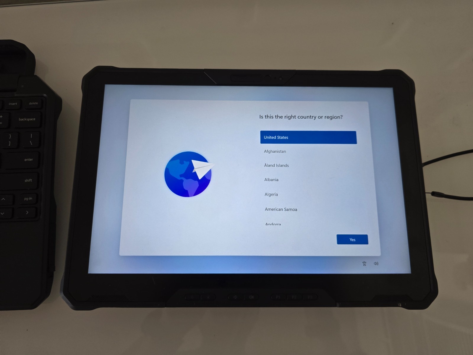 Dell Latitude 7230 Rugged Extreme 5G Cellular i7-1260U 32GB RAM, 1000GB, Scanner