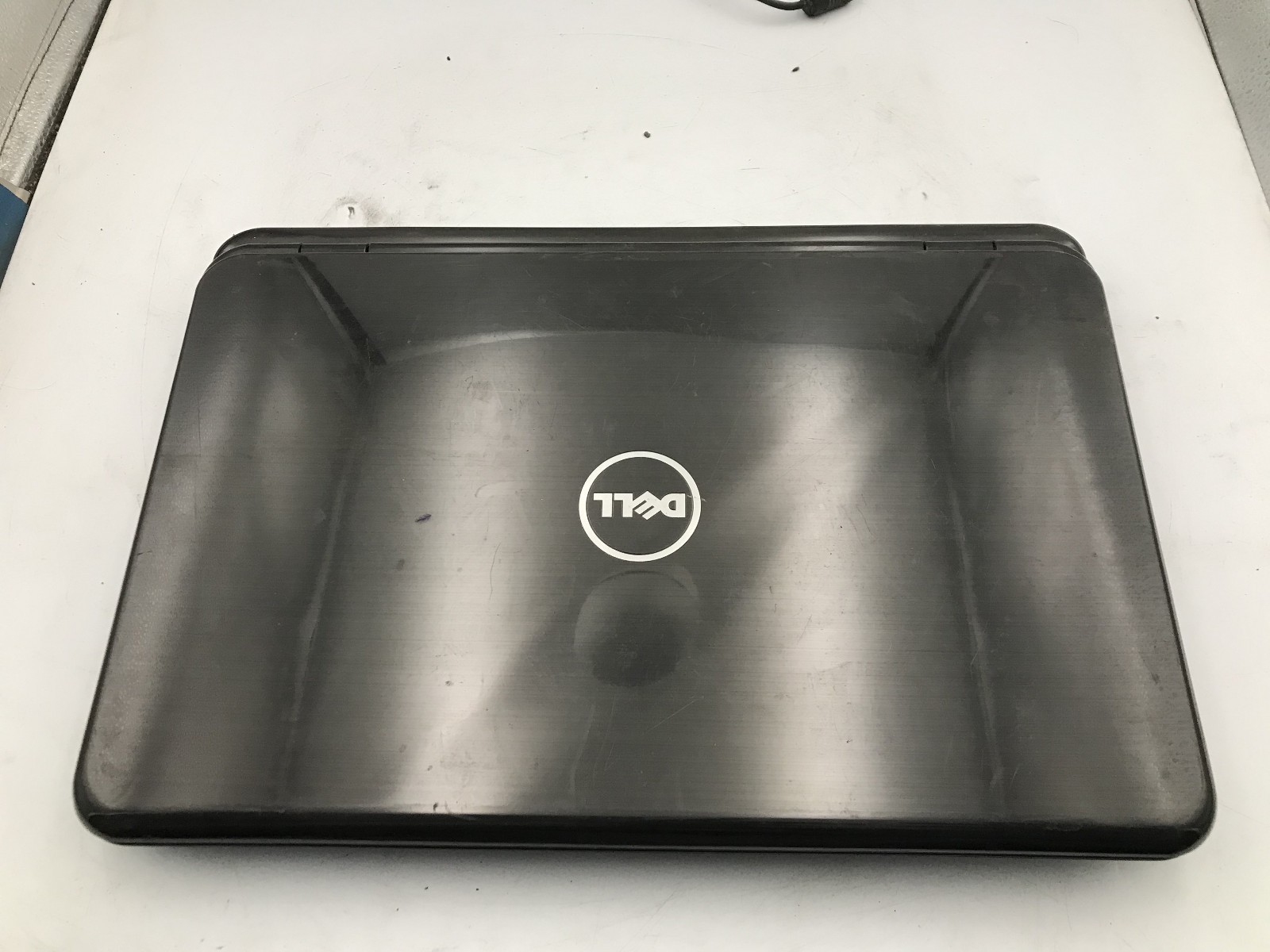 DELL INSPIRON N5110 – FOR PARTS/BAD LCD – INTEL I3 2ND GEN – NO RAM – READ – BB!
