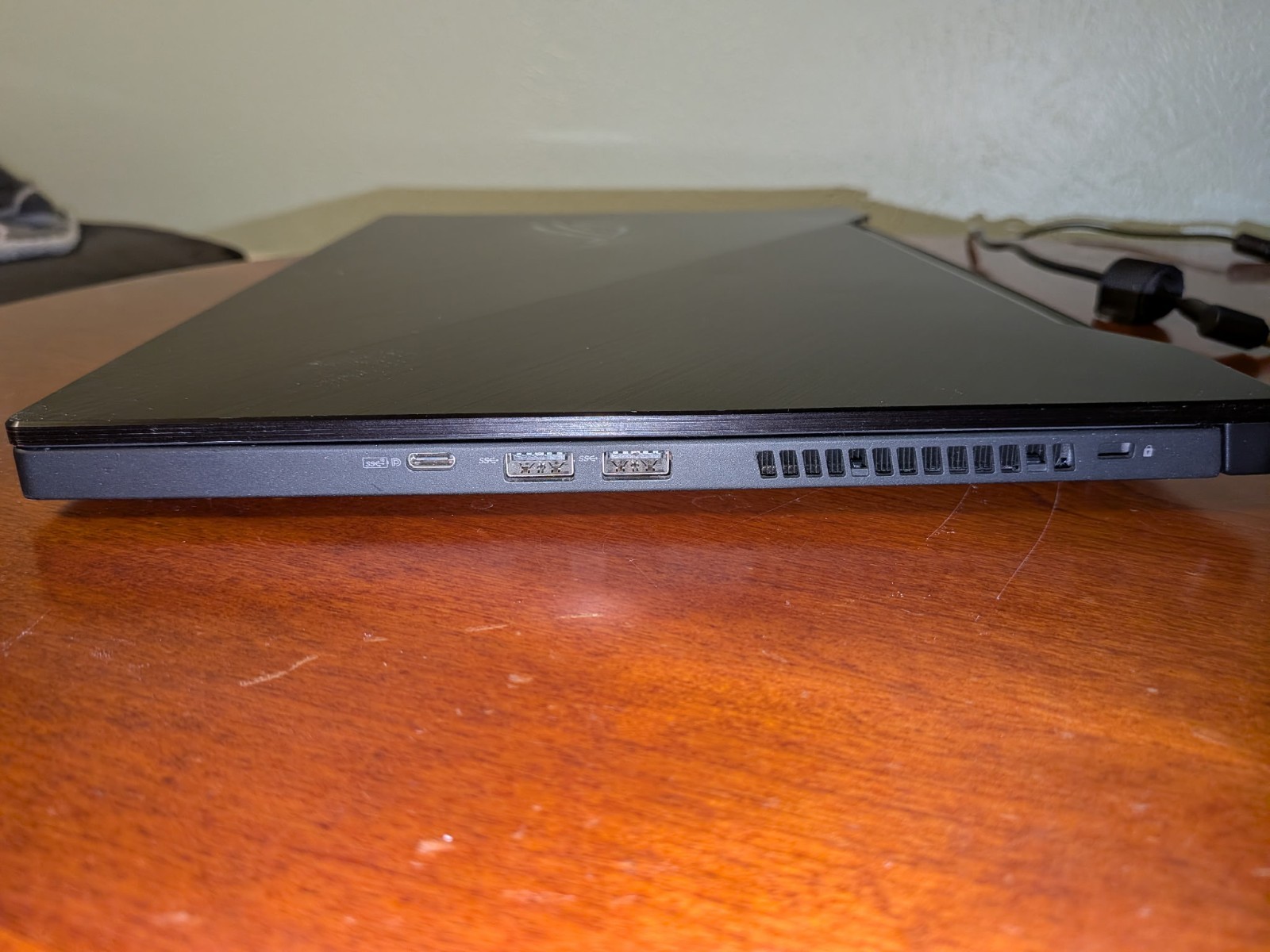 Black ROG Zephyrus M15 GU502 Intel Core i7 9th Gen, 16GB RAM, 1TB SSD, RTX 2060