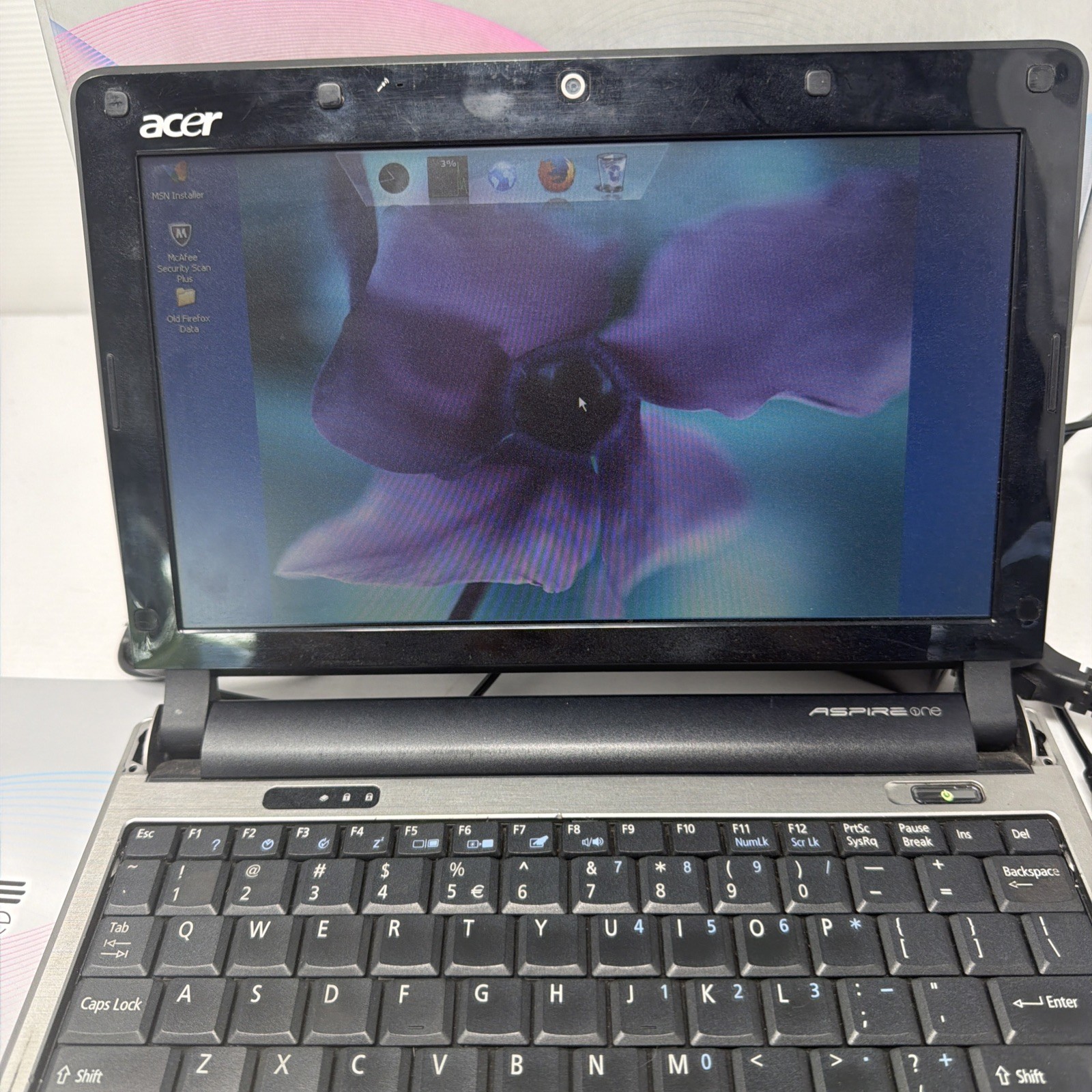 Acer Aspire One D250-1151 Laptop Intel Atom N270 1GB RAM, 160GB HDD