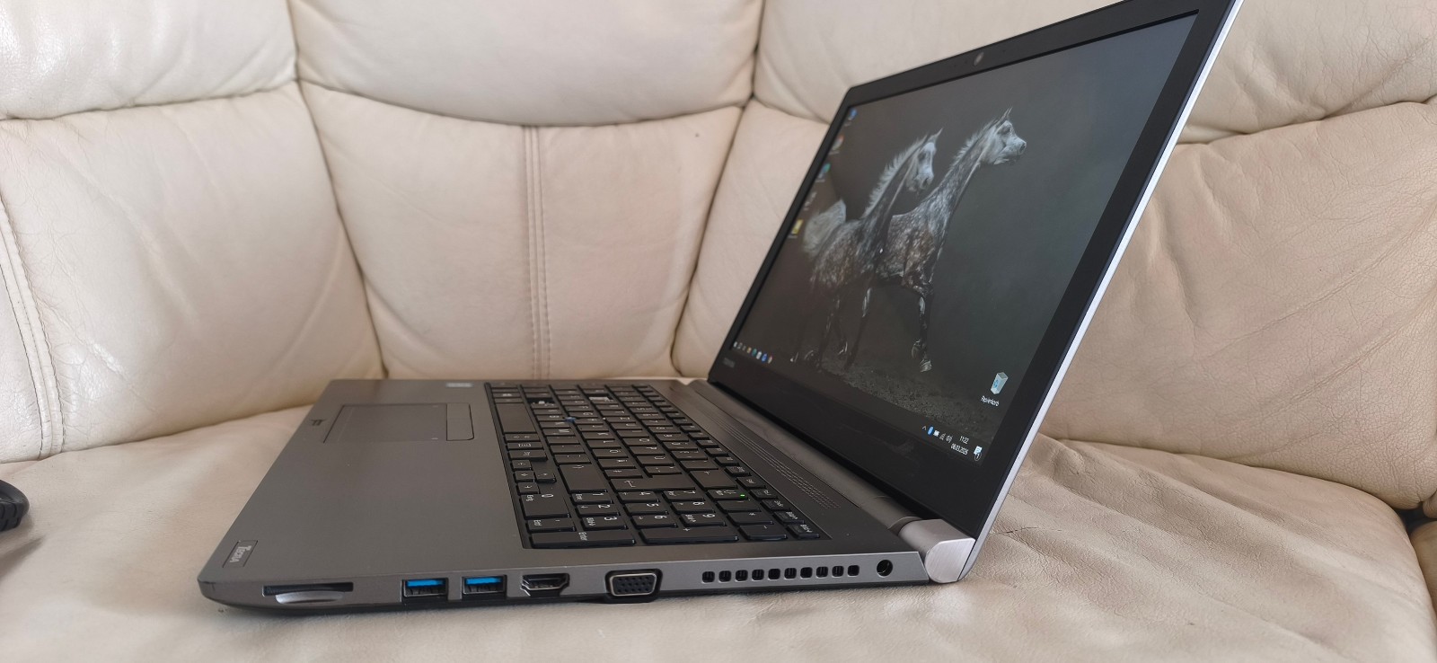 Toshiba Tecra Z50-C-114 Intel Core i5 6th Gen 8GB, 250GB SSD M2 15.6 inch