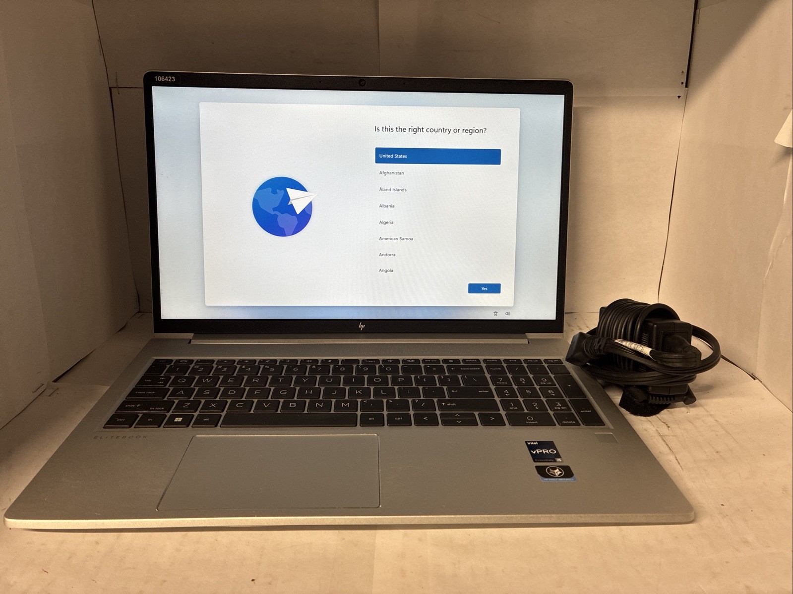 HP EliteBook 650 G10 15.6″ i5-13th Gen 16GB RAM 256GB SSD Win 11 Pro – Charger