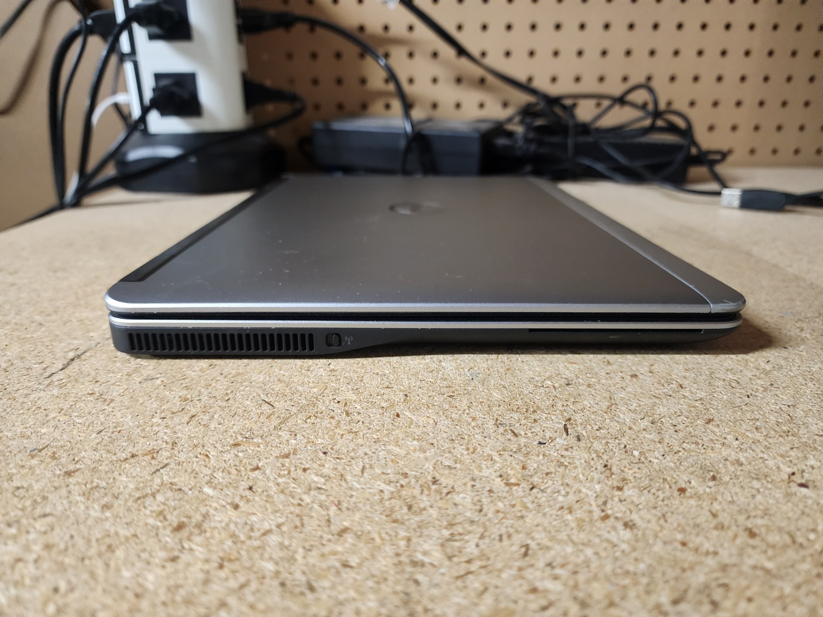 Dell Latitude E7240 i5-4300U 1.9GHz 8GB RAM 256GB SSD Win 11 Pro