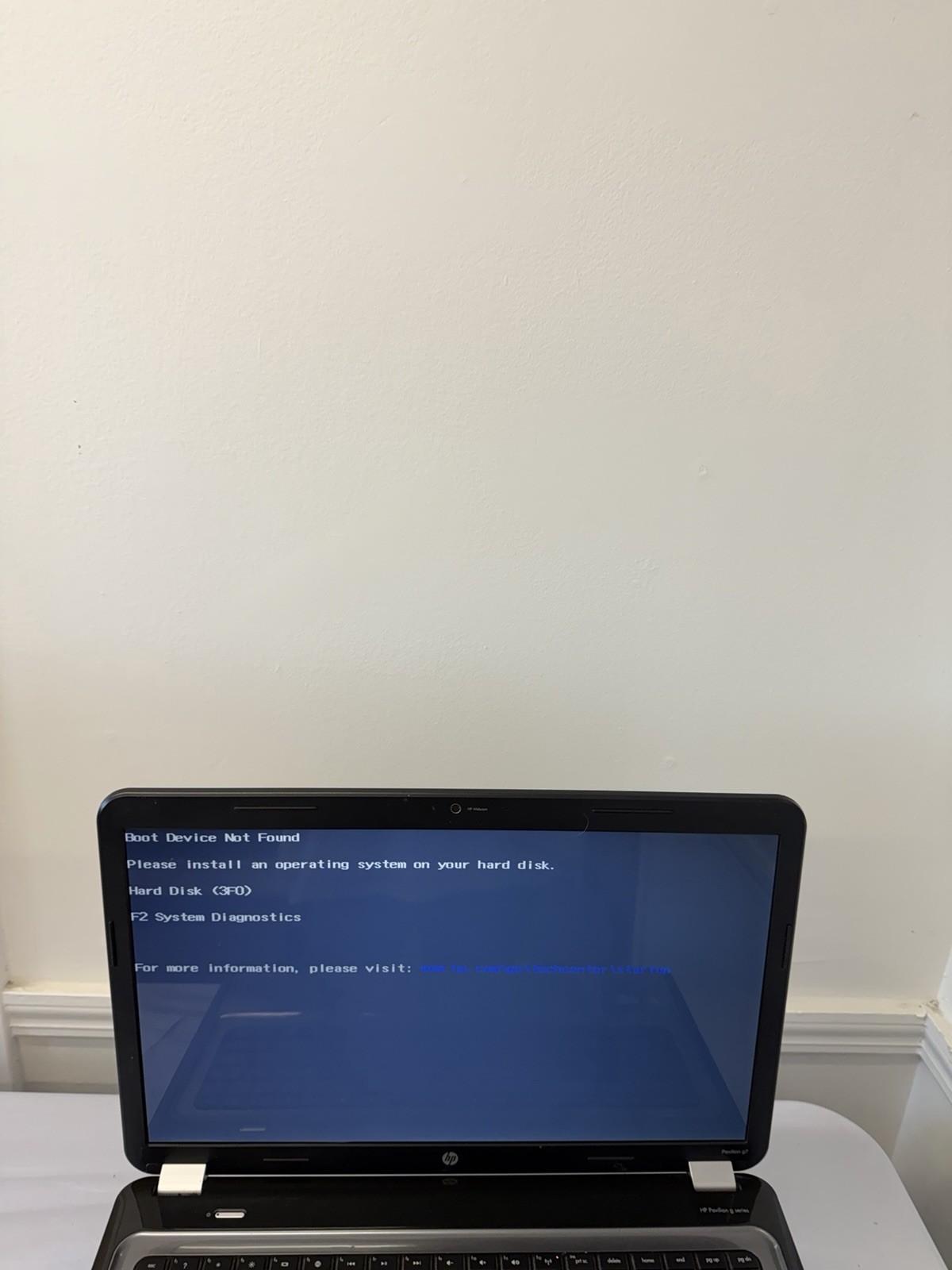 HP Pavillion g7-1260us Laptop – Unknown if Screen is Good – Intel i3 – Read Des