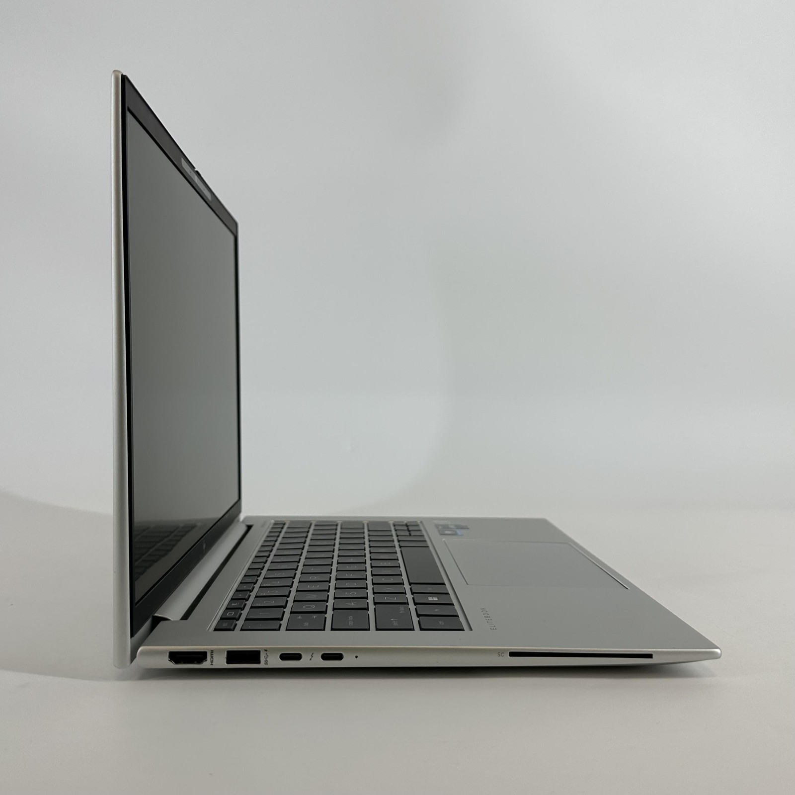HP Elitebook 840 G9 14 FHD+ 1.8 GHz i7-1265U 16GB 512GB SSD Very Good