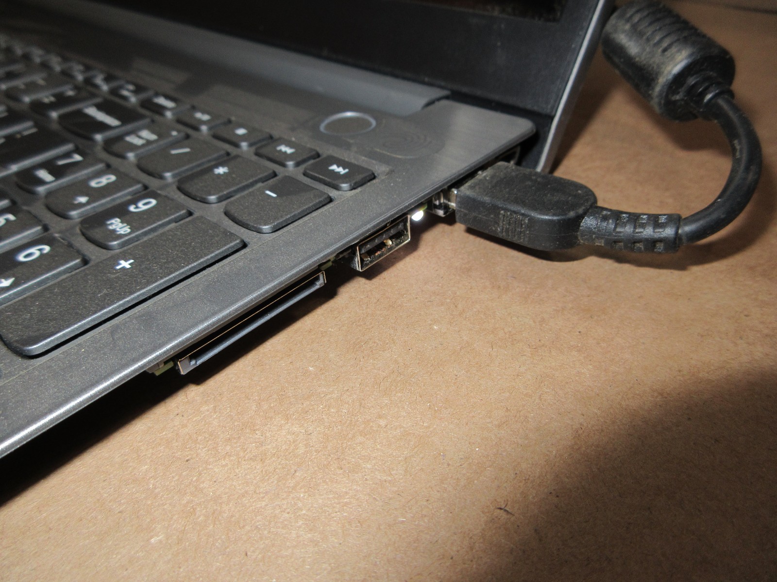 Lenovo Thinkbook 15-IML 15.6″Laptop Core i7-10th Gen 12Gb (Parts/Repair)