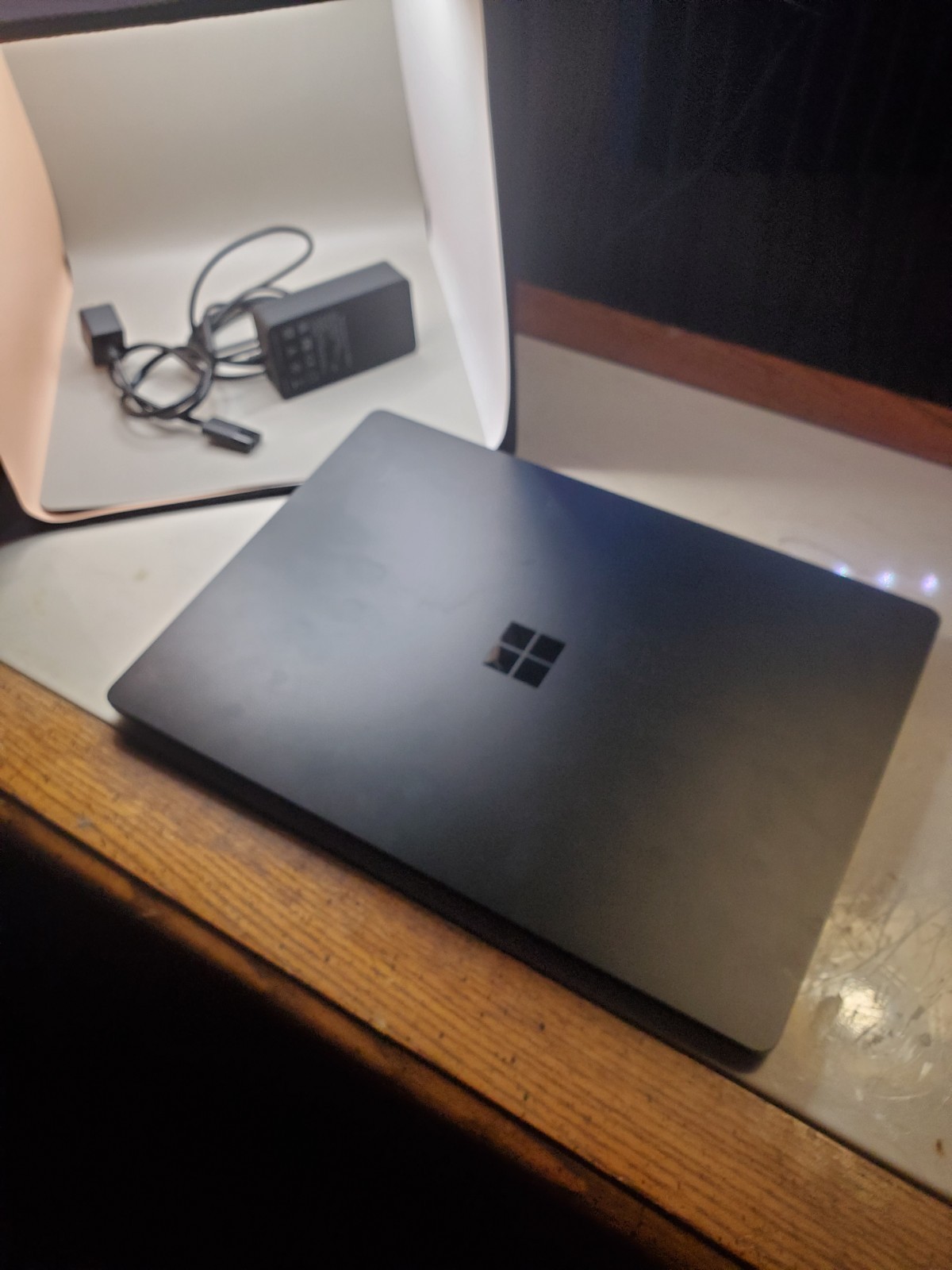 Microsoft Surface Laptop 3 – i5-1035G7 / 8GB RAM / 128GB NVMe – No OS Installed