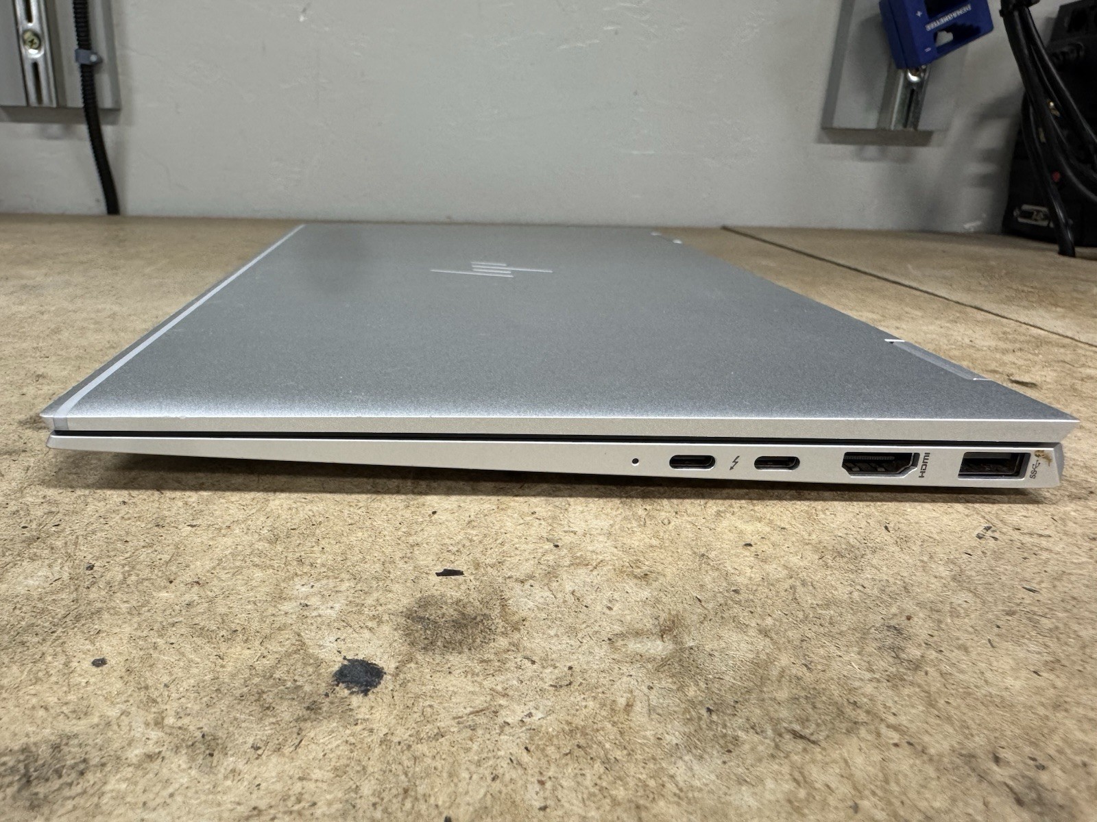 HP EliteBook X360 1030 G8 2-in-1 Core i7-1165G7 2.80GHz BAD FOR PARTS REPAIR