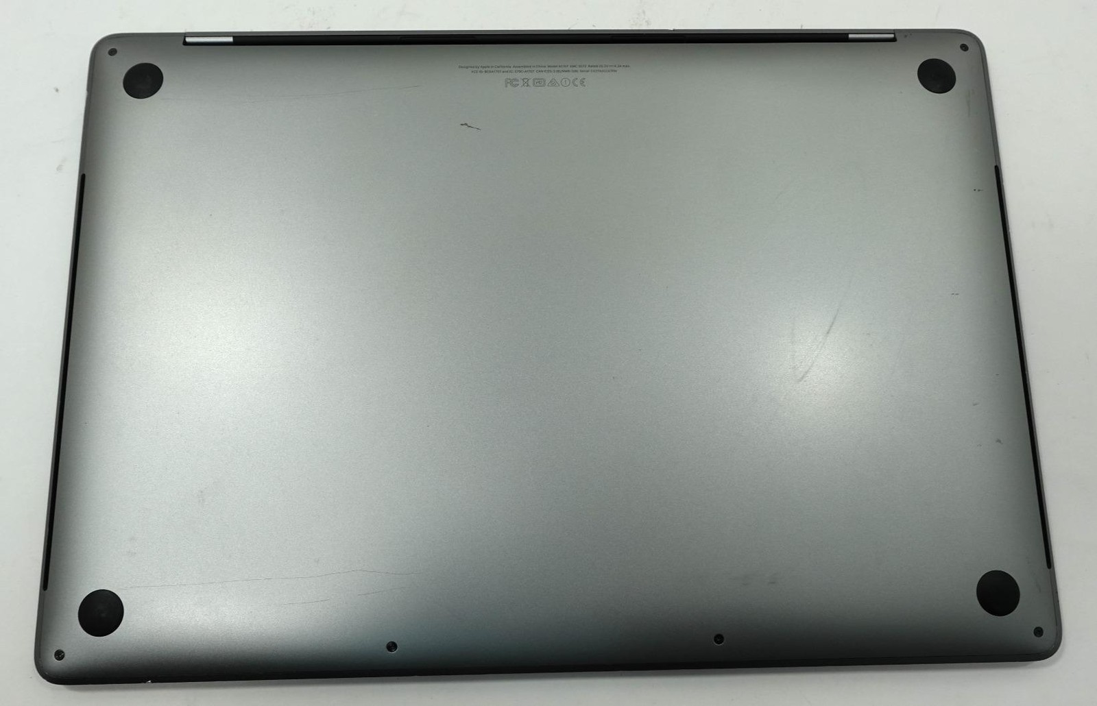 Apple MacBook Pro 2016 A1707 15.4″ Retina i7-6920HQ 16GB 1TB SSD Laptop
