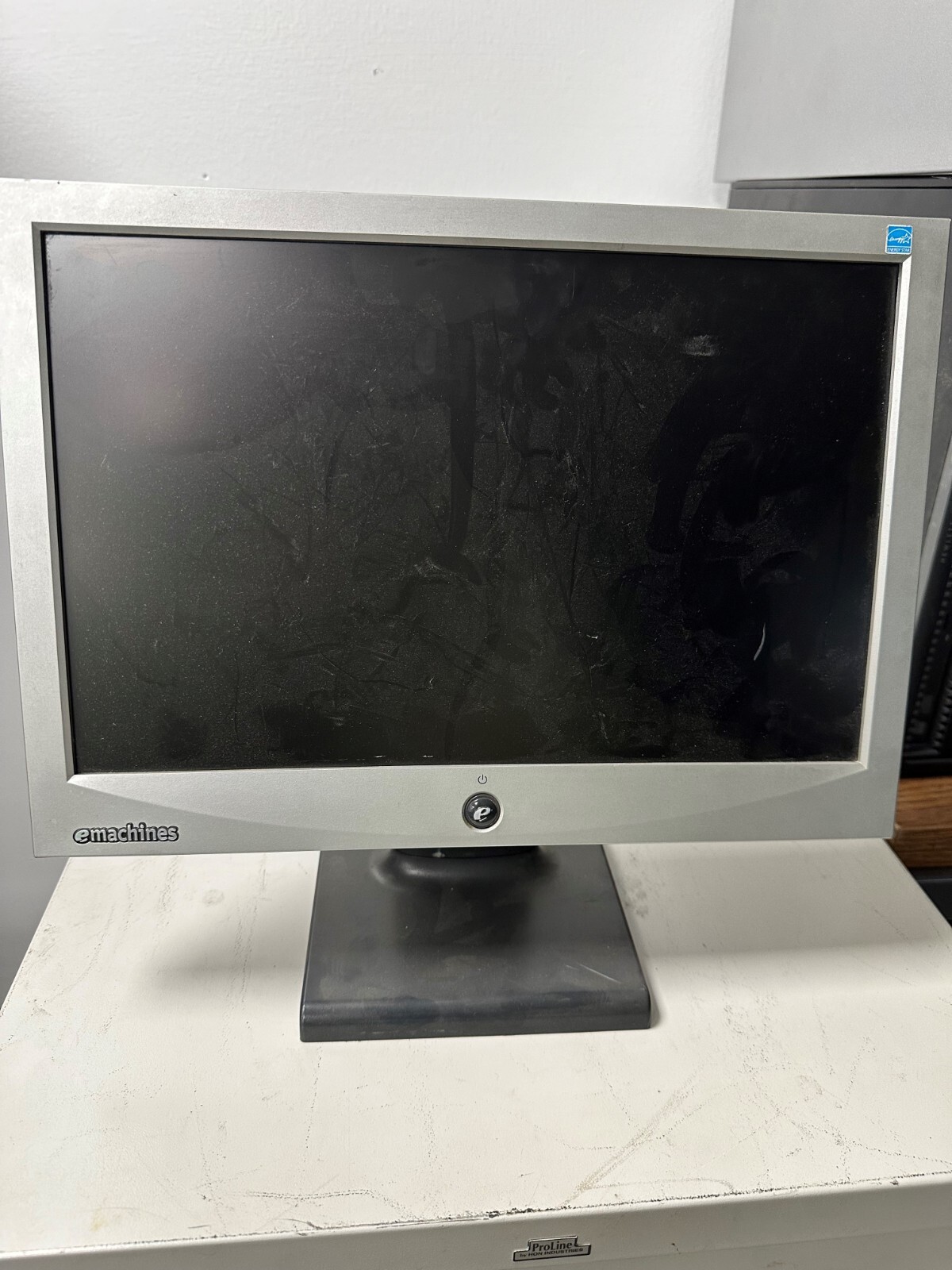 Pallet of PCs, Monitors, Docking Station