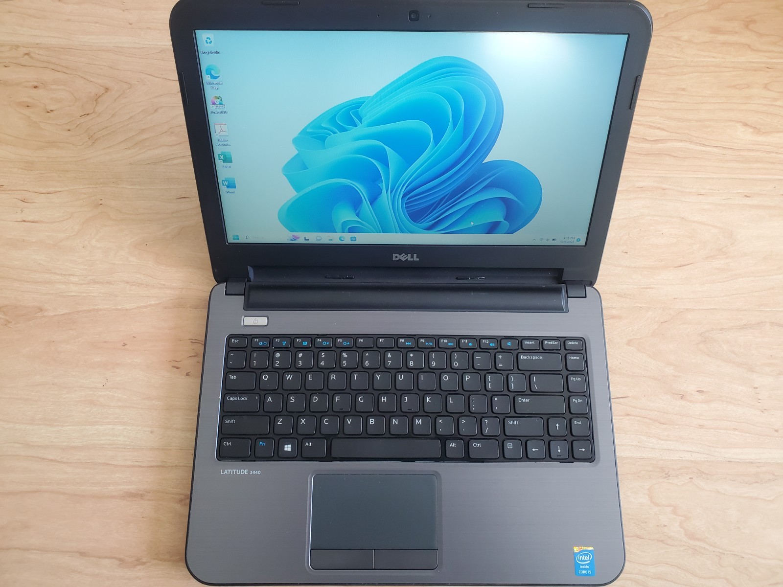 Used Dell Latitude 3440 Core i5 Wndows 11 256gb SSD Drive 8gb RAM laptop