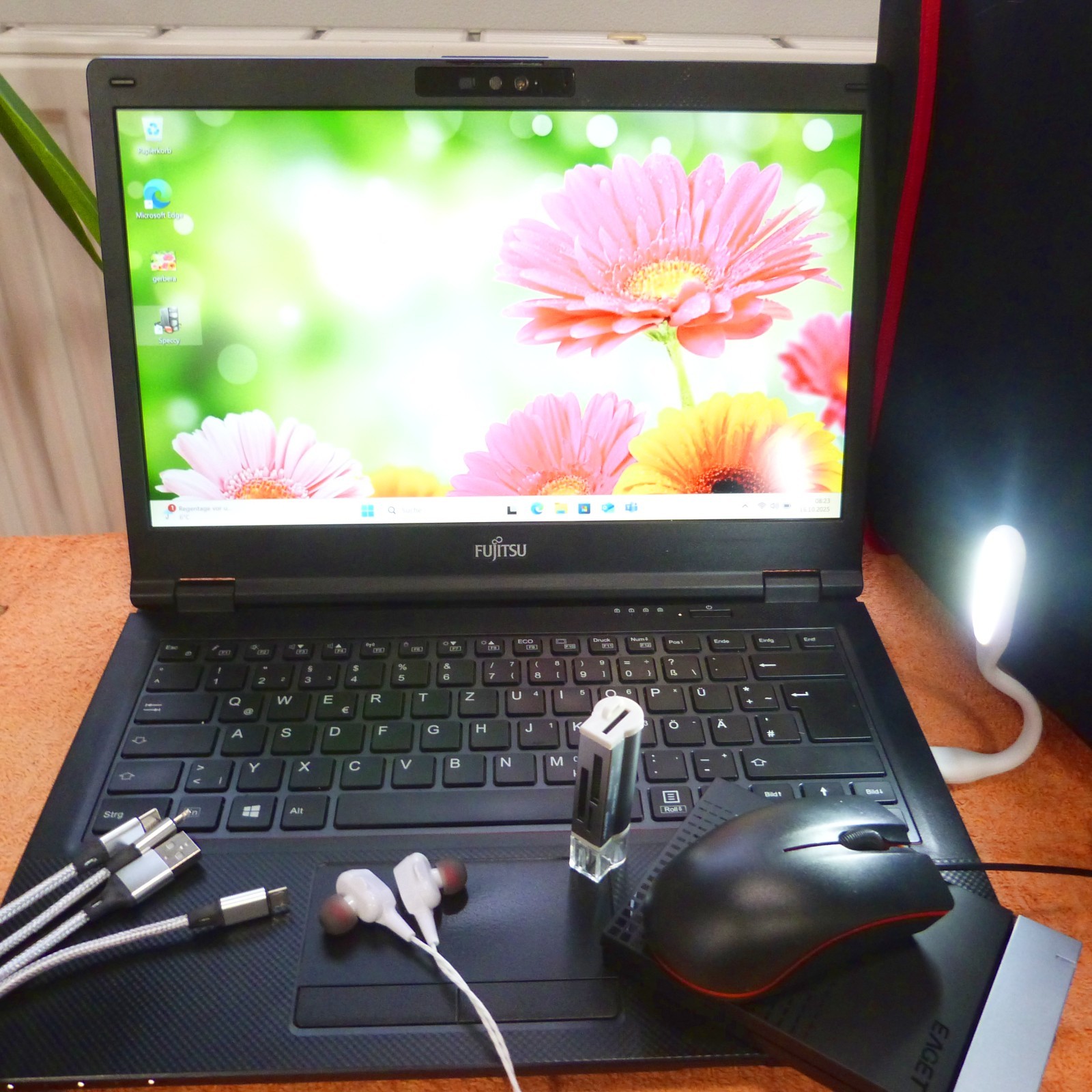 Fujitsu E5410 14″ FULLHD l 16GB RAM NEW l SSD Windows 11 HDMI USBC i5 Gen10