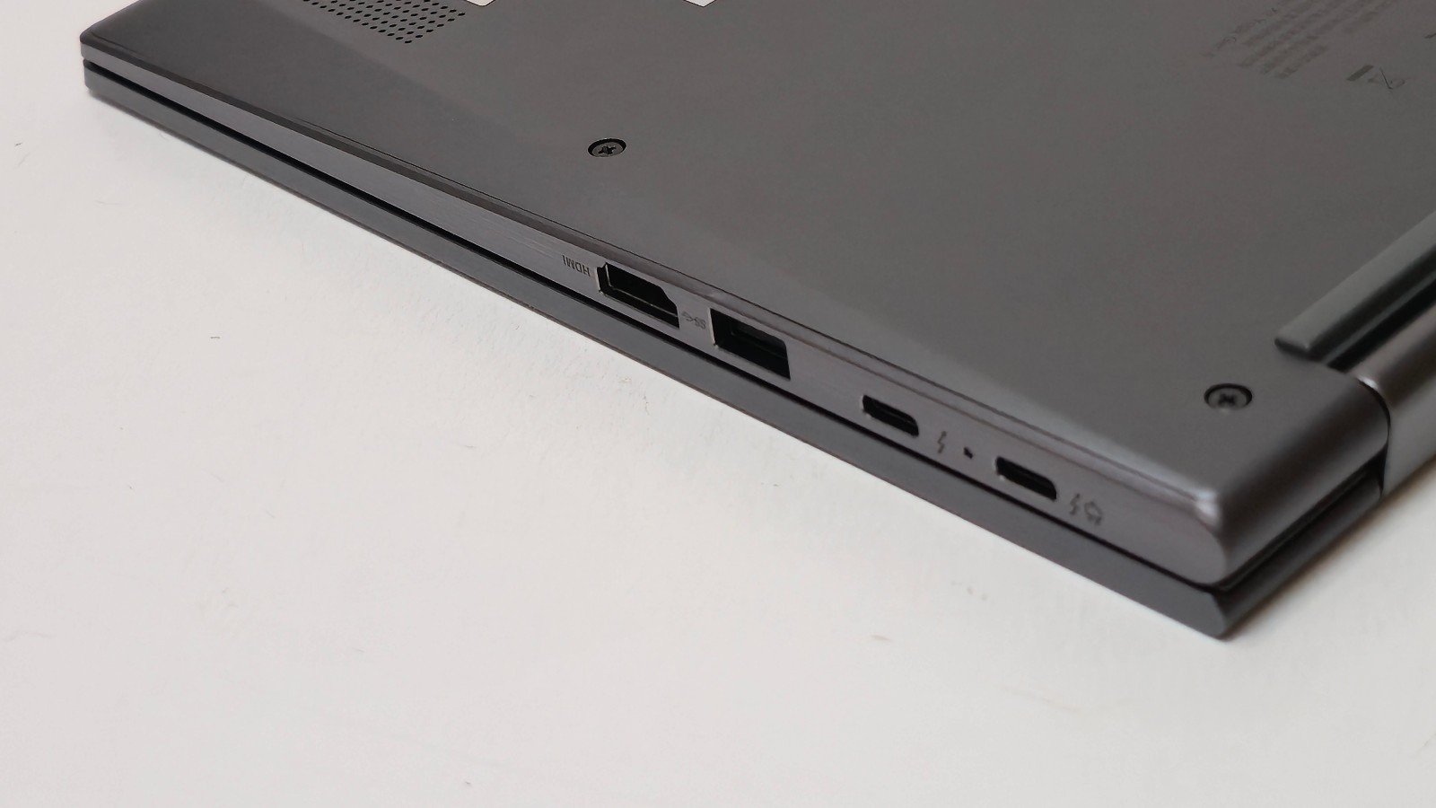 Lenovo ThinkPad X1 Yoga Gen 6 (i7-1185G7 CPU, 32 GB RAM 1 TB SSD) 14″ 4K Touch