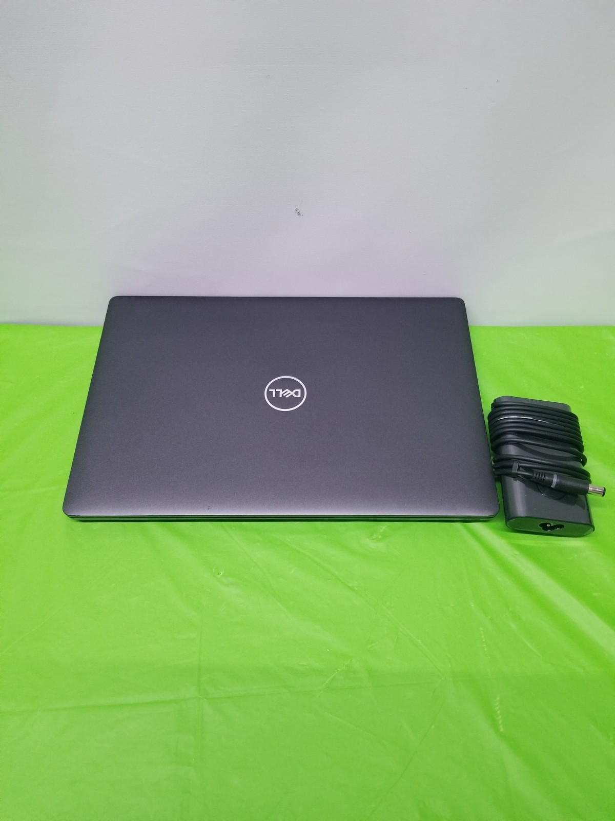 Dell Latitude 5400 14″ FHD i7-8665U 1.9GHz 512GB SSD 16GB RAM WIN 11 Pro