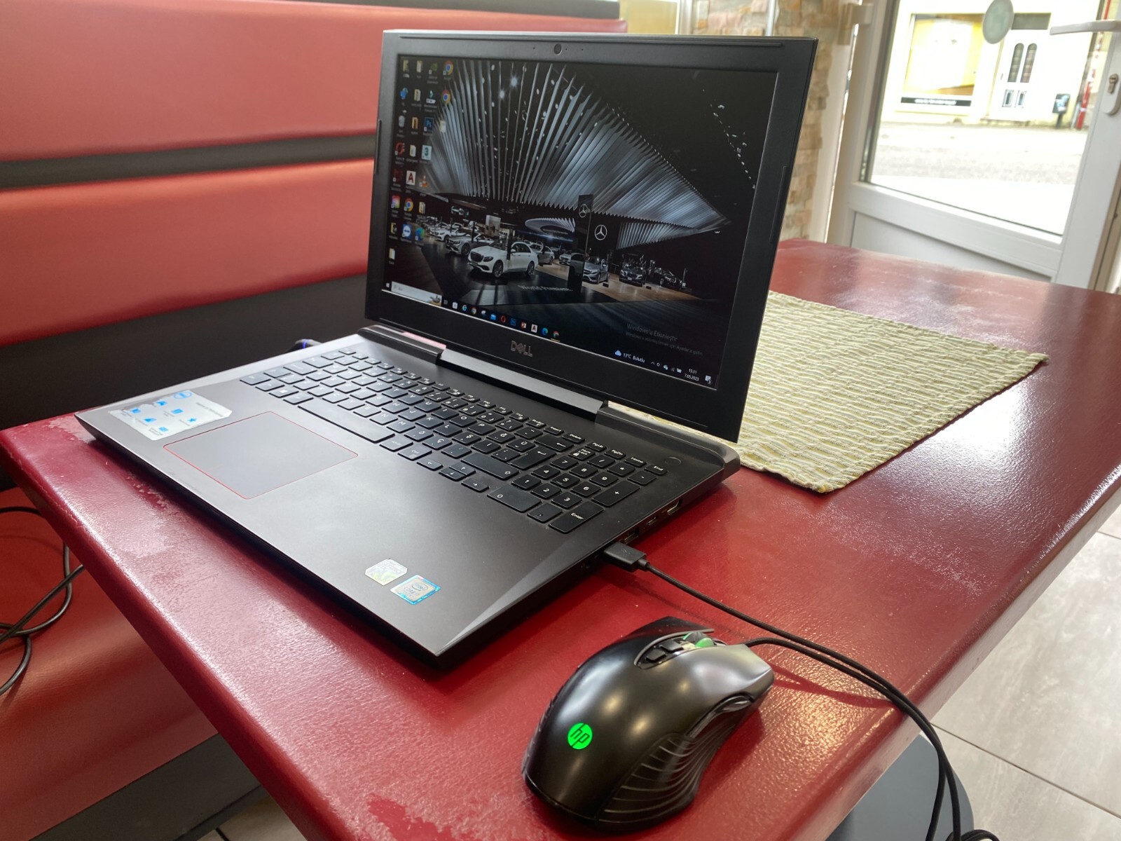 Dell Inspiron 15 7577 (1 TB) 15.6″ Intel Core i7