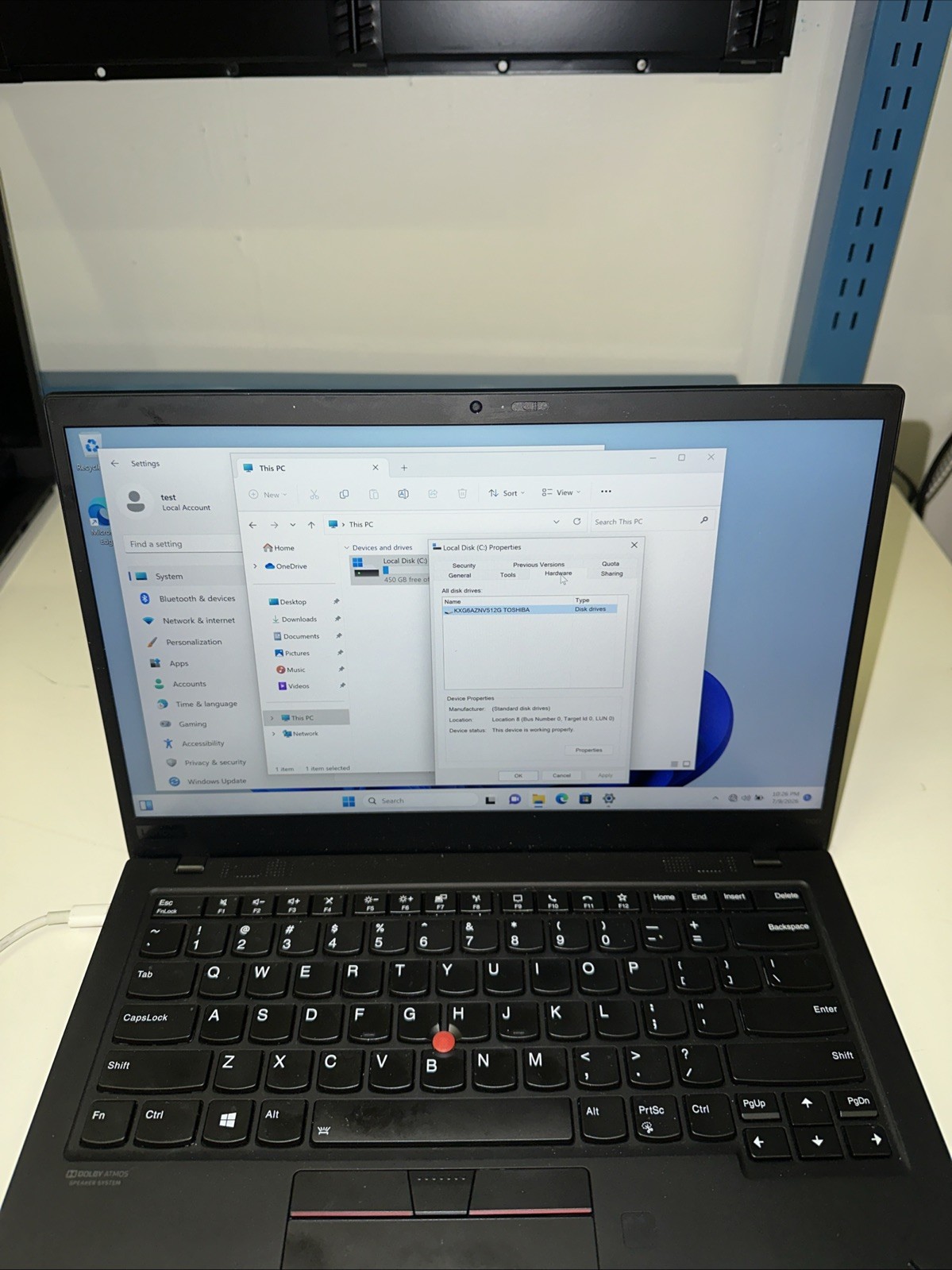 Lenovo ThinkPad X1 Carbon 8th Gen 14″ i7-10610U, 16GB RAM, 512GB SSD, Win 11 Pro