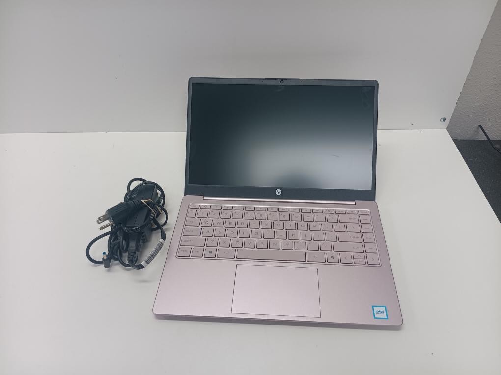 HEWLETT PACKARD HP 14 WIN 11 4CPUS 4GBRAM 120SSD W/CHARGER (P08036984)