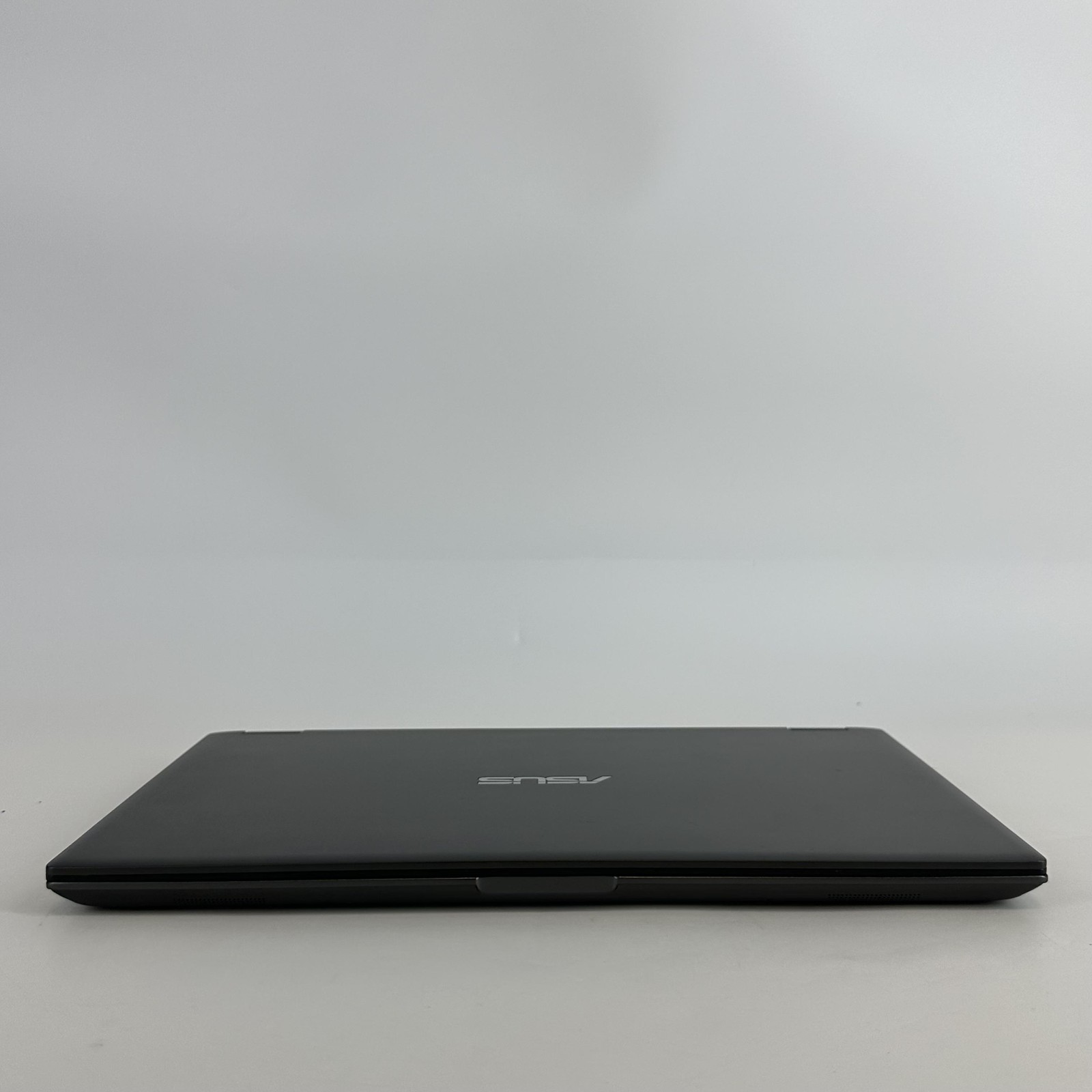 Asus Zenbook Flip 15 4K TOUCH i7-10510U 1.80GHz 16GB 1TB SSD GTX 1050 Max-Q Good