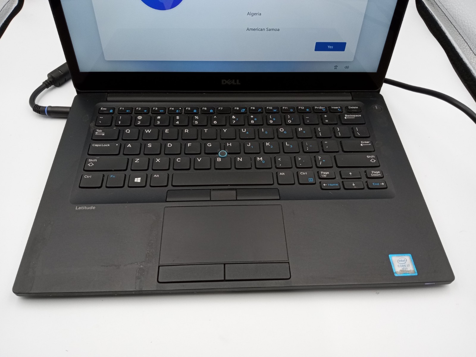 Dell Latitude 7490 14″ Touchscreen i7-7600U 16GB RAM 128GB SSD Windows 11 -RR