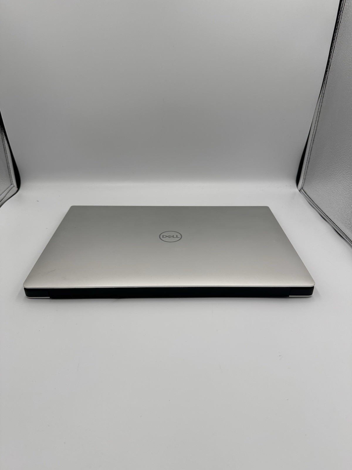 DELL XPS 15 7590 i7-9750H 16GB 1TB NVME GTX 1650 *READ DESCRIPTION*