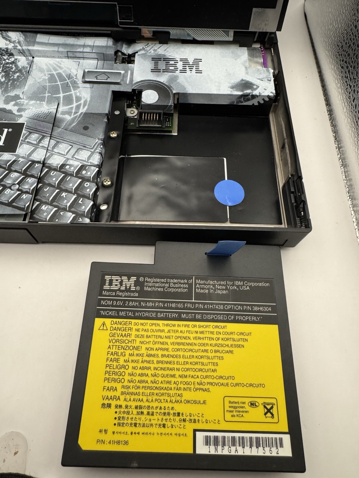 Rare Vintage IBM ThinkPad 365X Pentium  LAPTOP WINDOWS 95