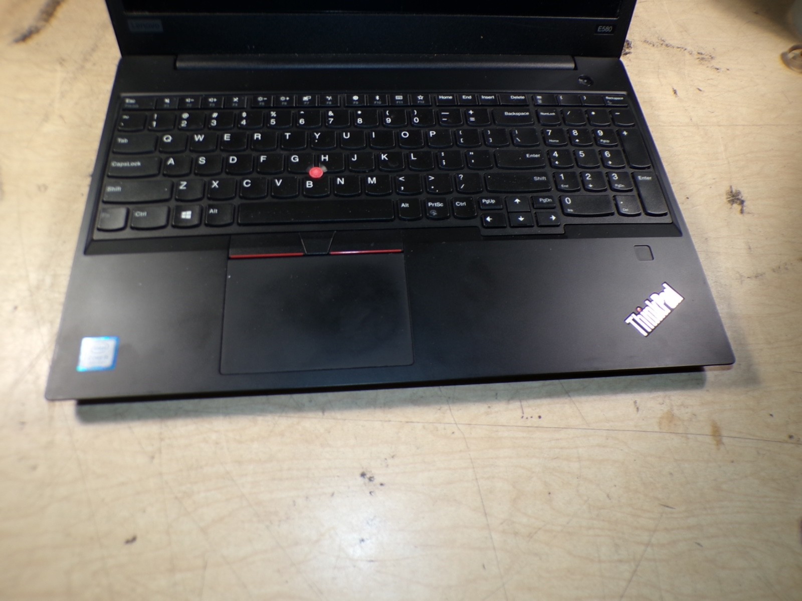 THINKPAD E580 INTEL CORE I5-8250U 1.60GHZ 8GB RAM **NO HD/ NO CADDIE/ NO OS