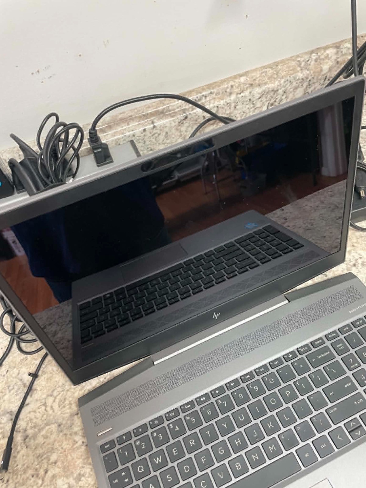 HP ZBook 15v G5 Laptop i7-8750H 2.2GHz 8GB Nvidia P600 No SSD/Charger Special