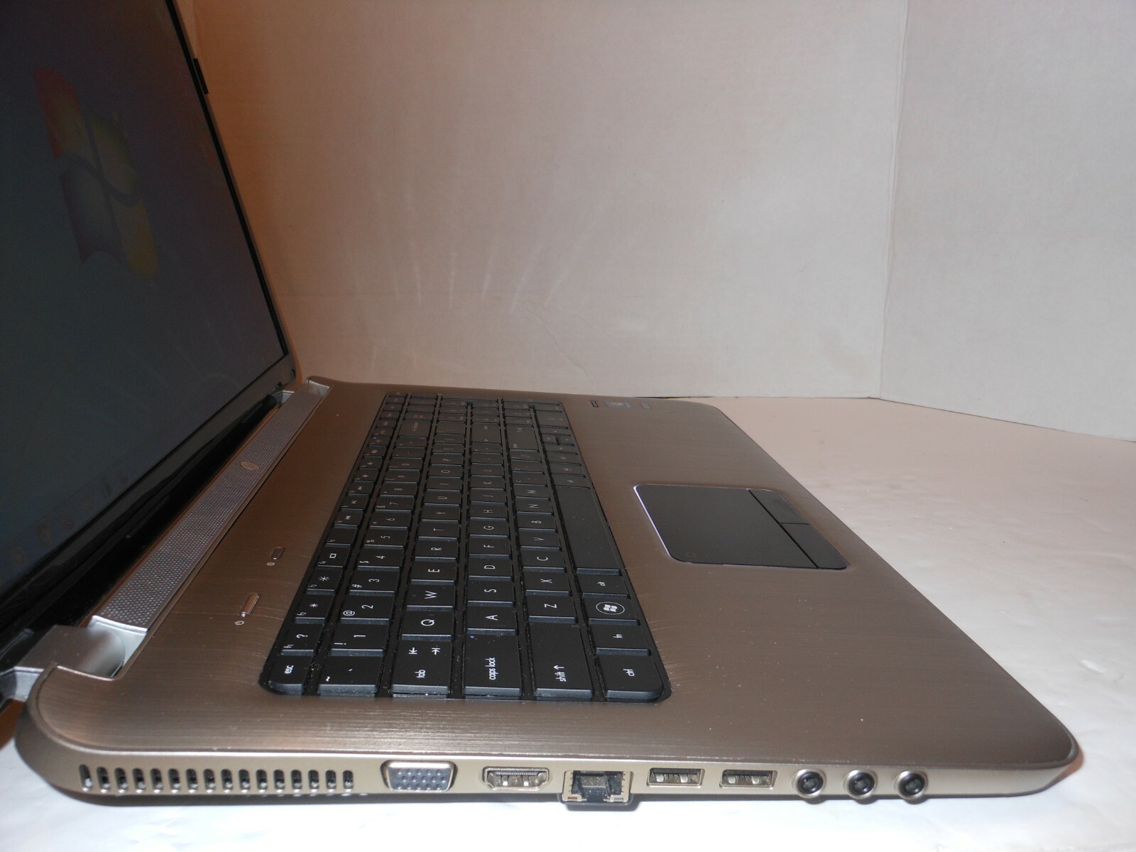 HP PAVILION DV7-6166NR AMD A4-3300M RADEON 1.90GHz 6GB RAM 500GB HDD WIN10 OFF13