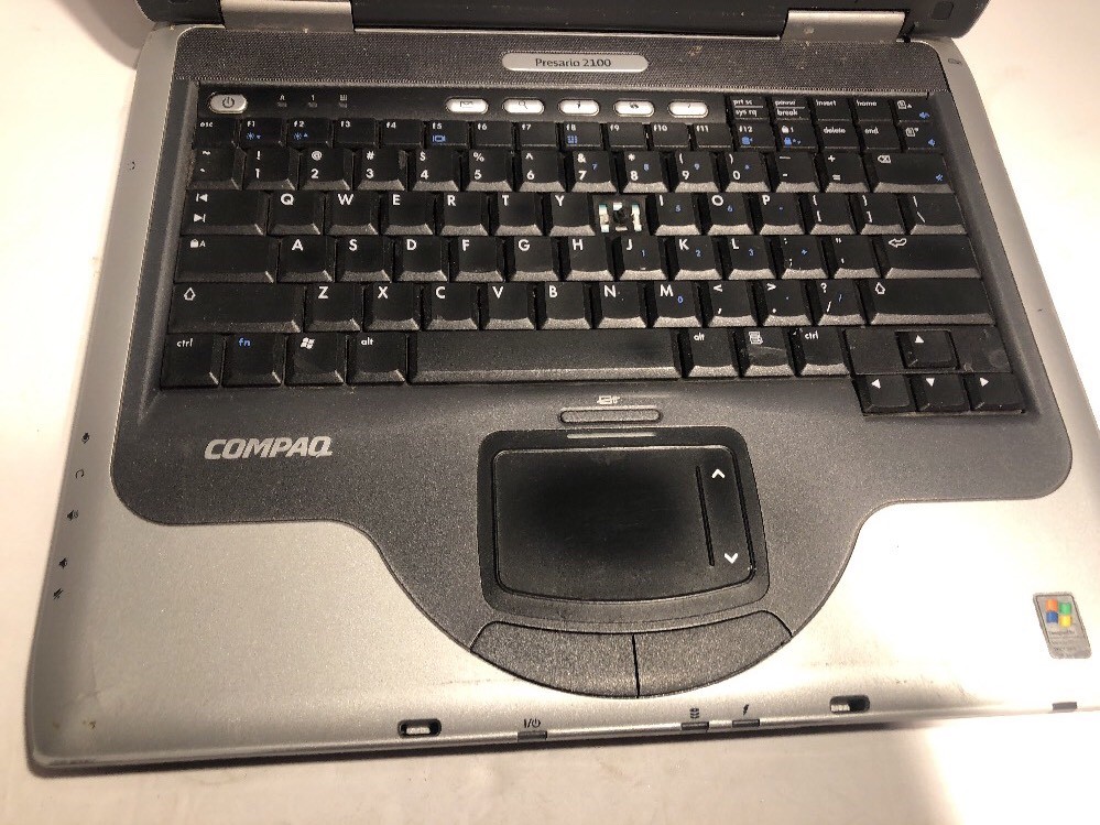 HP Compaq Presario 2100 Laptop Intel Celeron CPU 1gb RAM No HDD