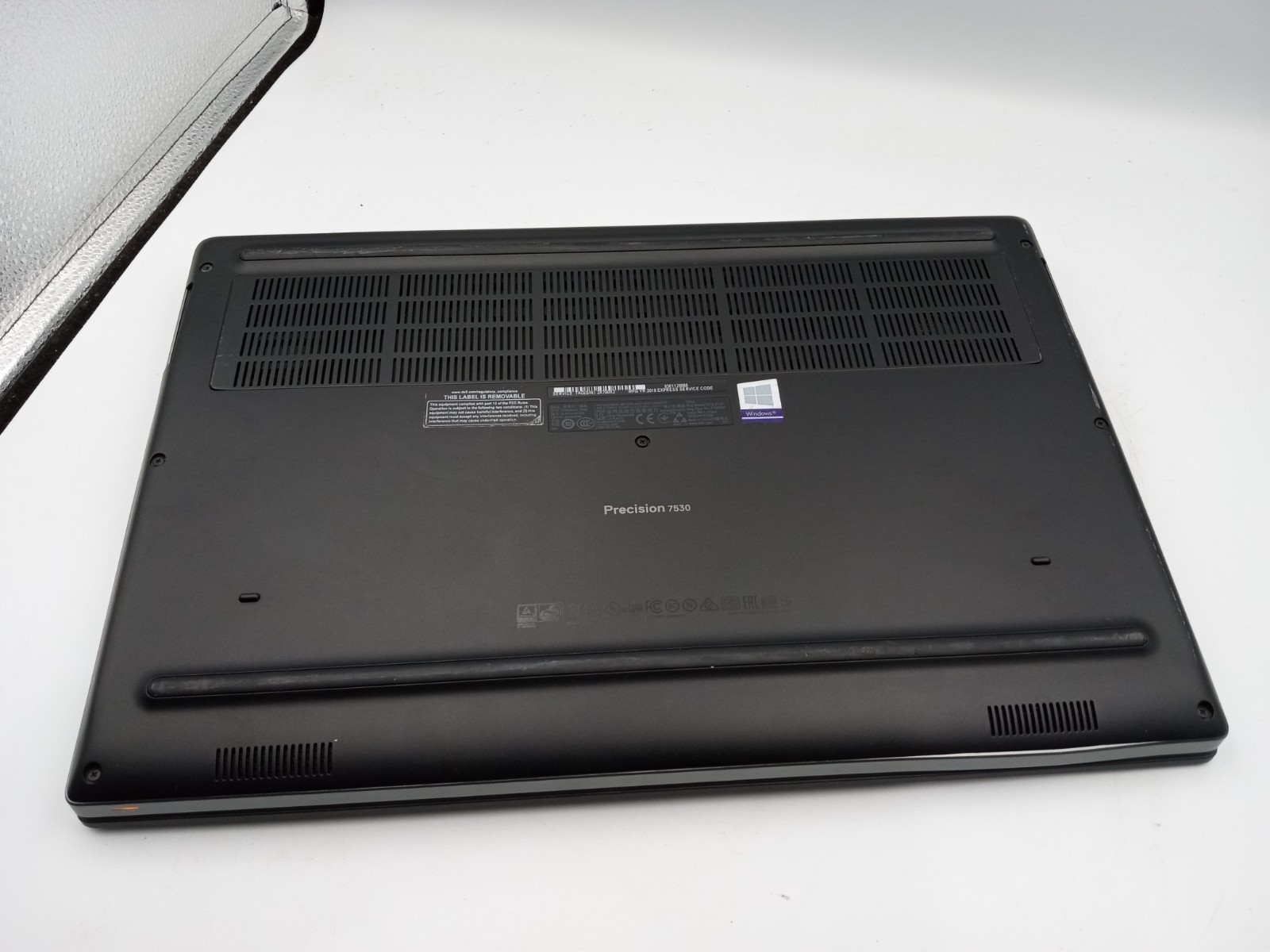 Dell Precision 7530 15.6″ Laptop i7-8850H 8GB RAM 128GB SSD W11 P1000 – READ -RR