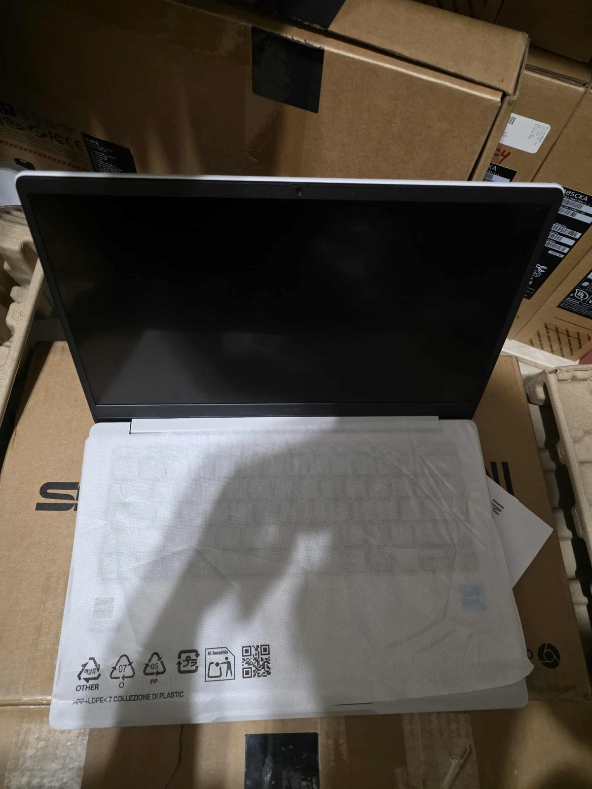 ASUS Chromebook CX 14″ Full HD Touchscreen Laptop – Intel Celeron N4500 – 128GB