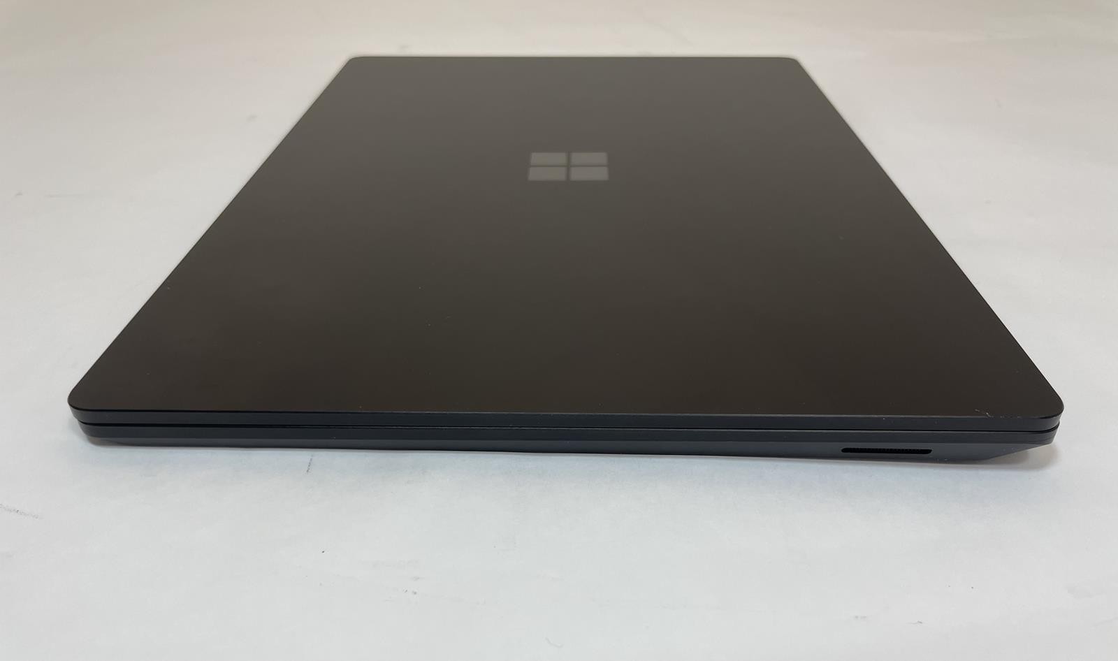 MICROSOFT Surface Laptop 3 13.5″ Core i7 1065G7 16GB 256GB NVMe Windows 11 -Good