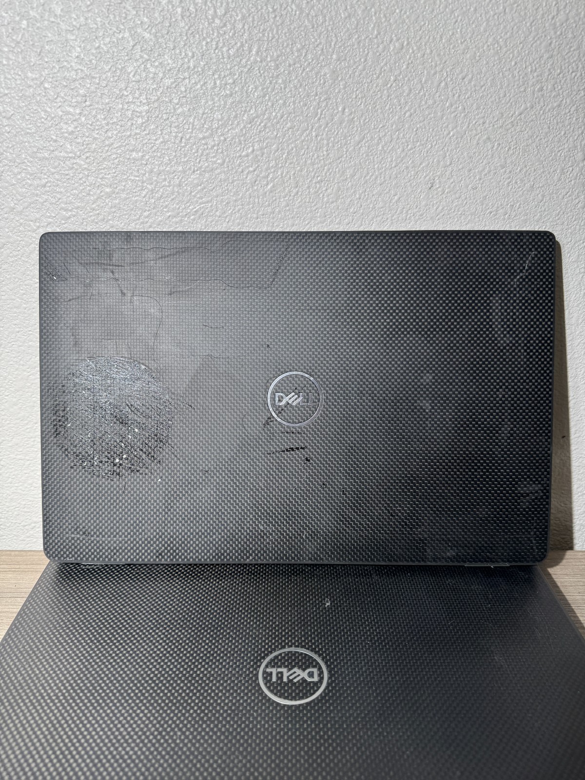 [Lot 3] Dell Latitude 7410 [i5-10310U, 16GB RAM, 256GB NVMe] NoOS ScreenDMG