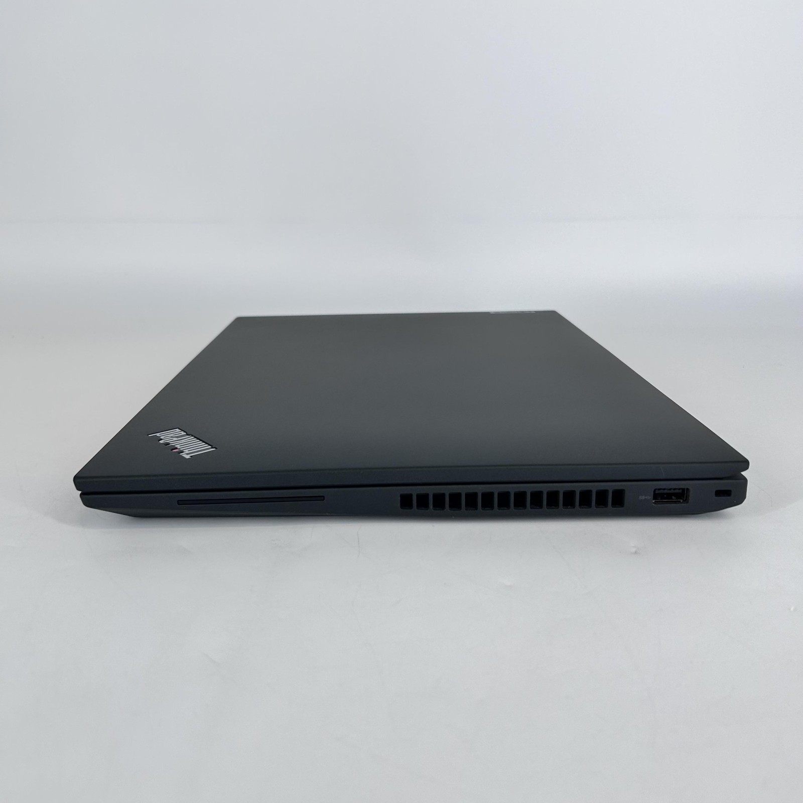 Lenovo ThinkPad T16 Gen 1 FHD+ TOUCH 2.1 GHz i7-1260P 16GB 512GB SSD Very Good