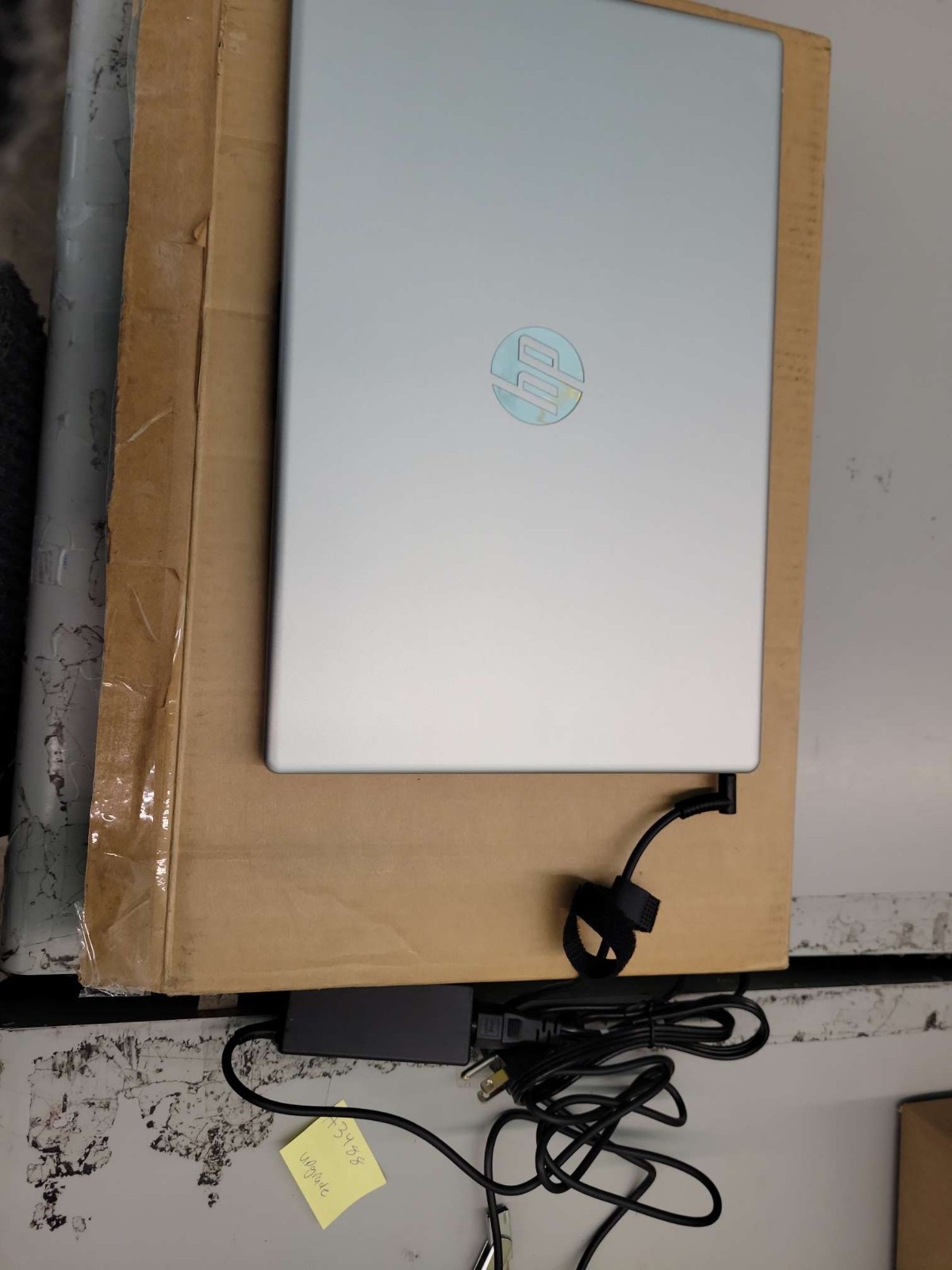 HP 15.6″ HD LED Touchscreen Ryzen 3 7320U 8GB RAM 128GB SSD Win11 Home Silver