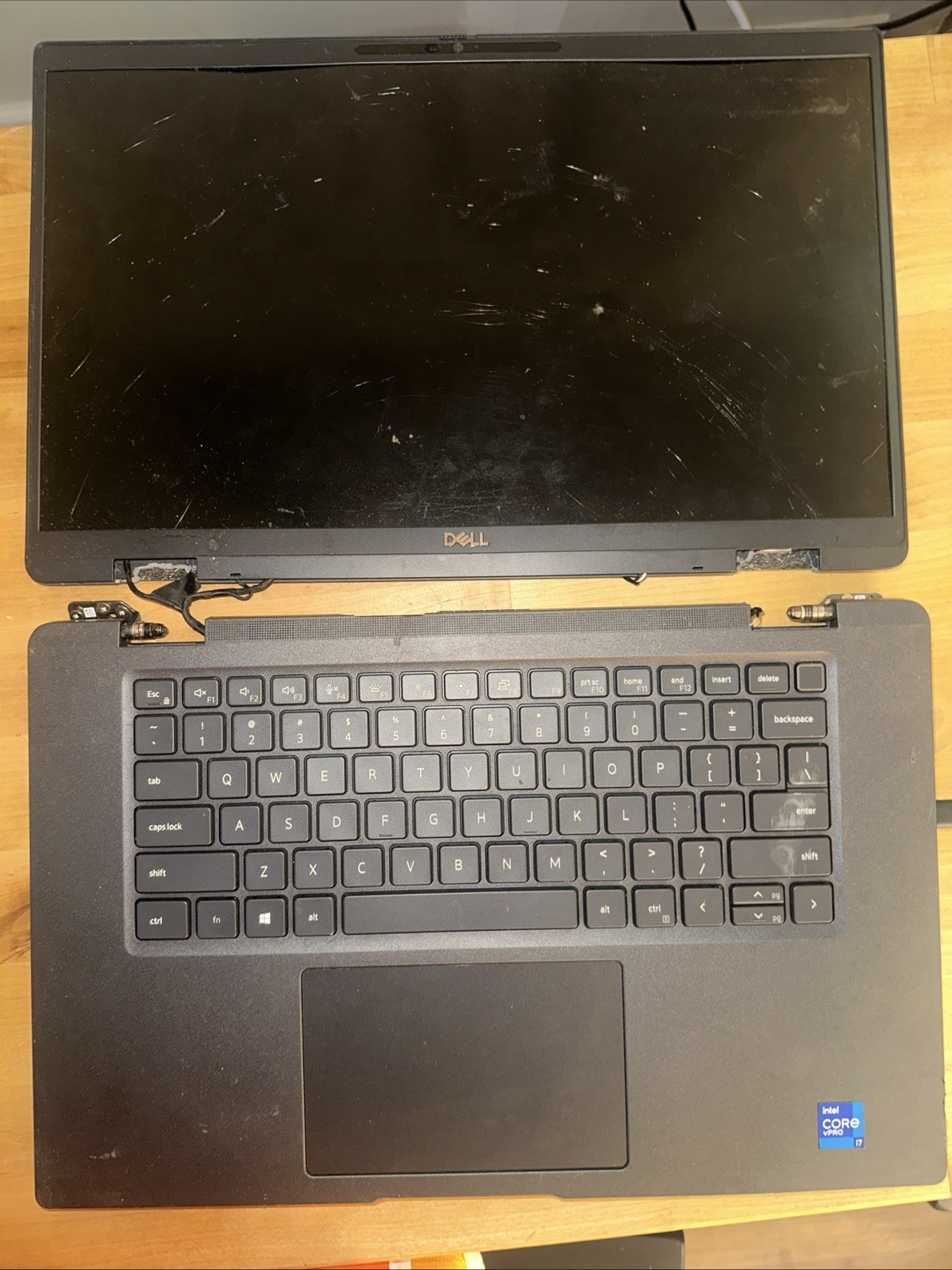 Dell Latitude 7520 i7 vPro Laptop No Power Broken Hinges Parts Repair No Charger