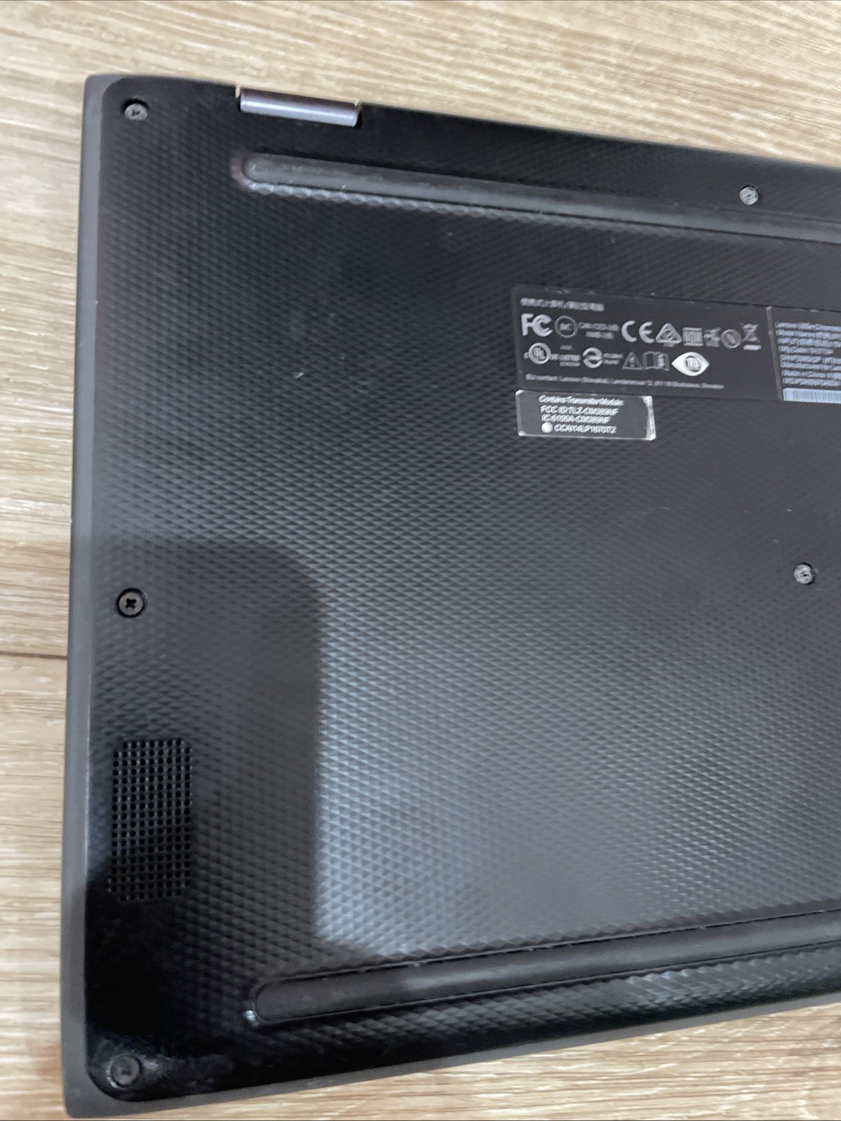 Lenovo 300E Windows 2nd Gen MTK ,11.6” 32gb MTK Mediatek Cpu 1.1GHz 4GB