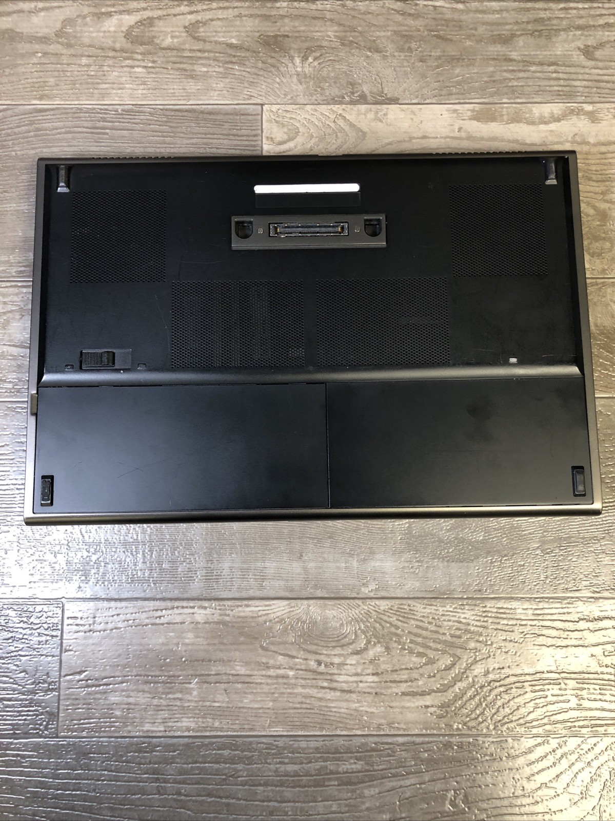 Dell Precision M4700 15.6″ Intel Core i7- 3720QM 2.60GHz 12GB DDR3 UNLOCKED