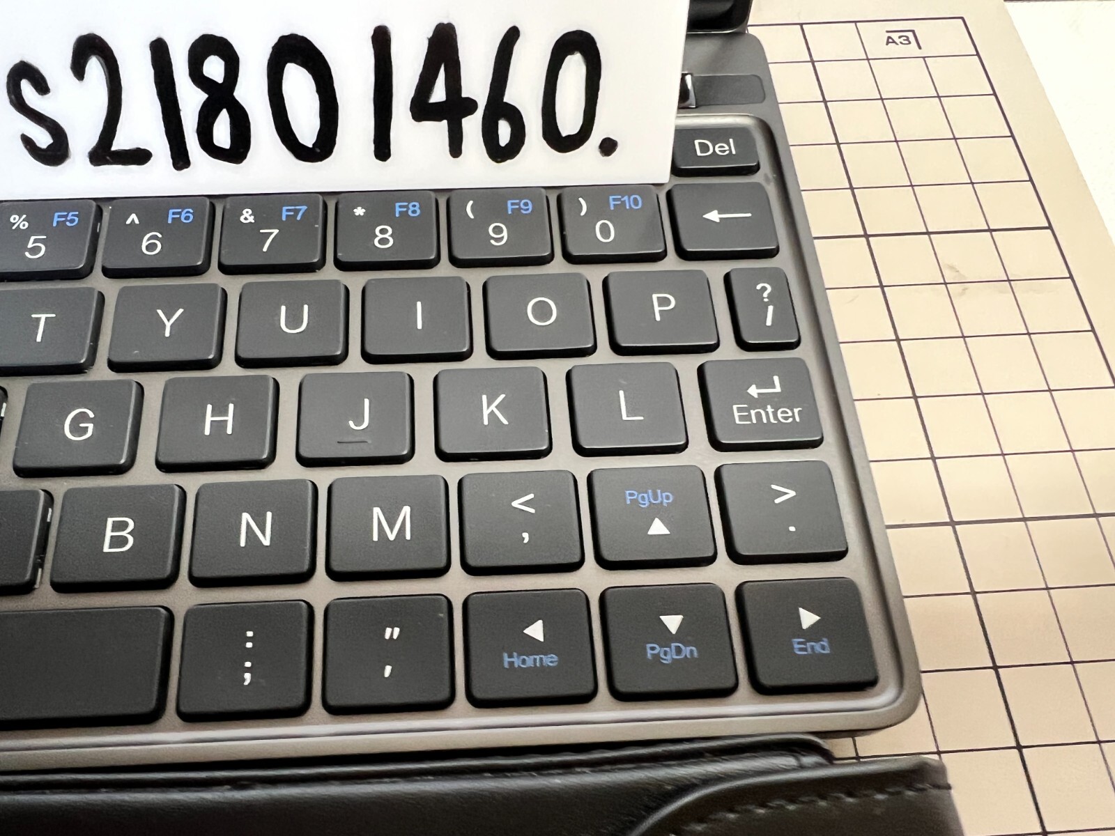GPD Pocket 2 Intel 3965Y 7in Touch Screen 8GB RAM Windows 10 Near Mint