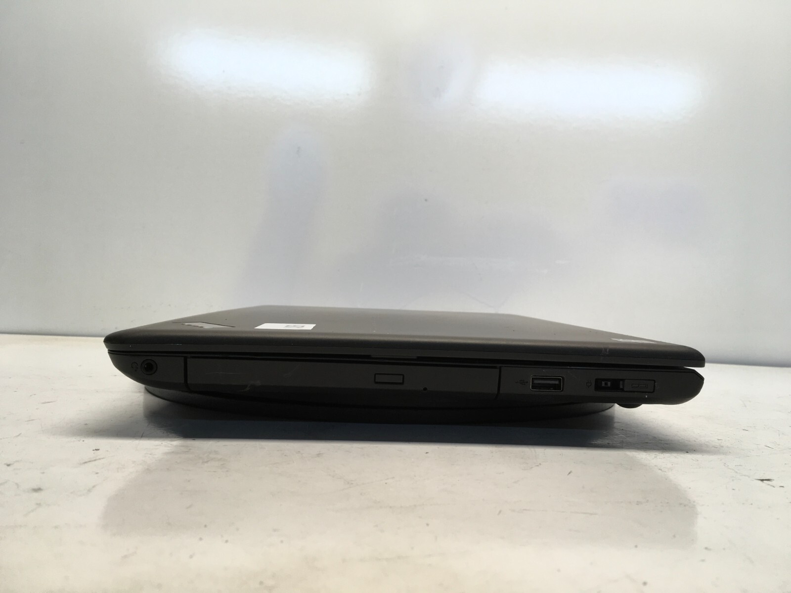 Lenovo ThinkPad E550 Intel i3-4005U 1.7GHz 4 GB NO HDD