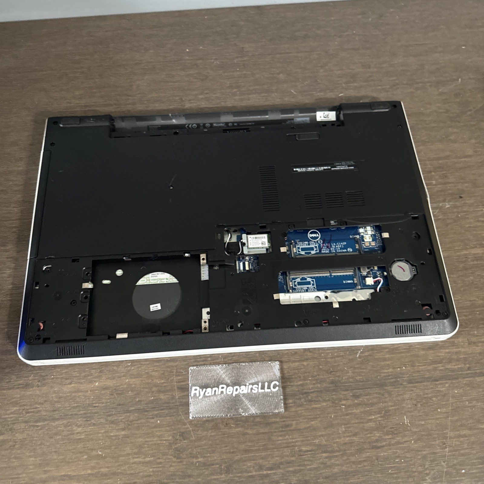 Dell Inspiron 17” Laptop AMD A8 No RAM No HDD – For parts or repair READ!