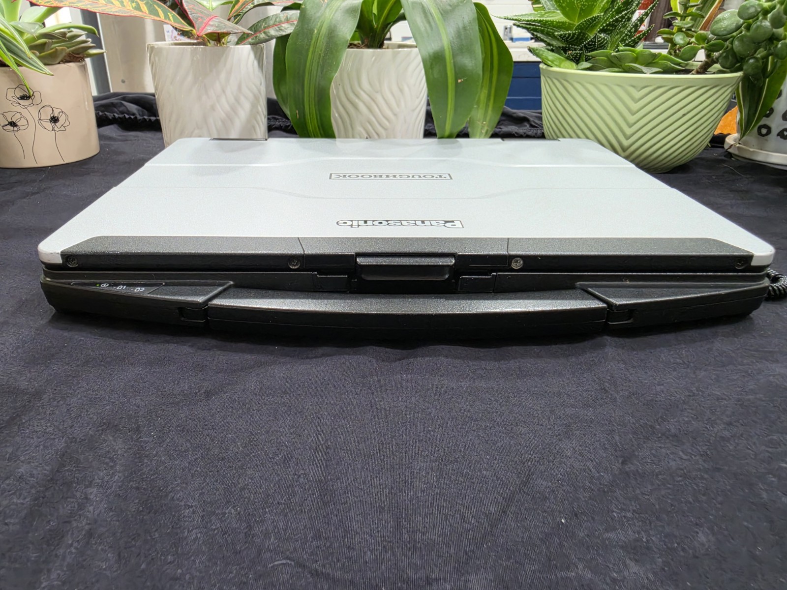 Panasonic FZ-55 Toughbook 14″ i7 32GB 1TB NVMe Radeon WX 4150 4G LTE Win 11