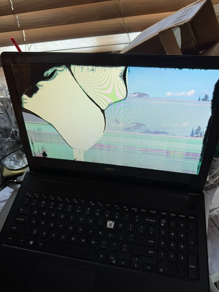 Dell Inspiron 15 – Intel Core i3 4th Gen – 4GB RAM – No Drive/OS – For Parts/Rep